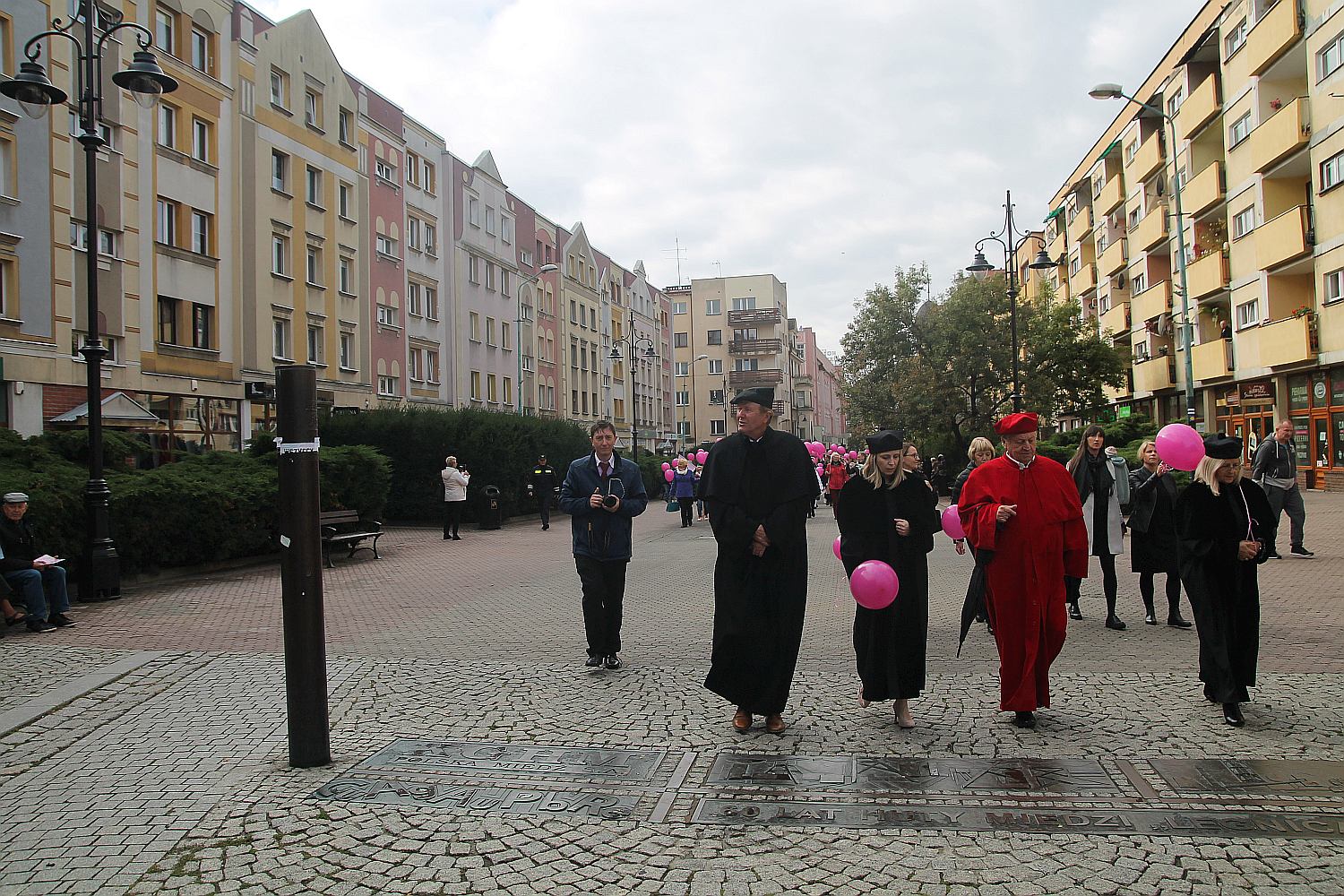 Różowy „Marsz ku zdrowiu” przeszedł przez Legnicą     
