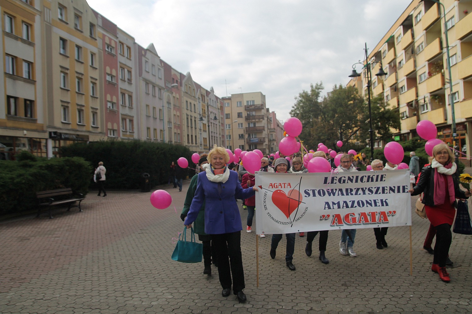 Różowy „Marsz ku zdrowiu” przeszedł przez Legnicą     
