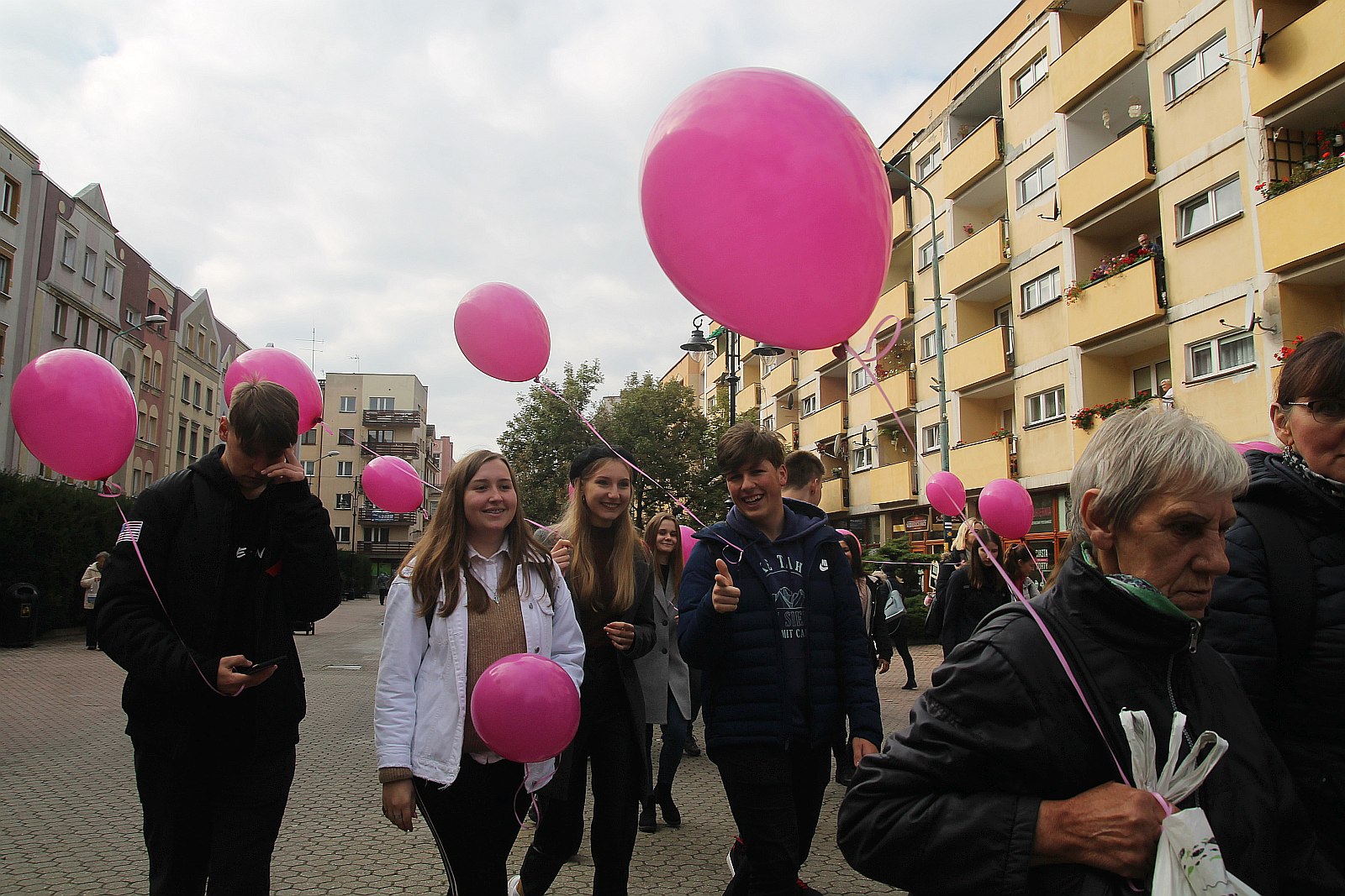 Różowy „Marsz ku zdrowiu” przeszedł przez Legnicą     
