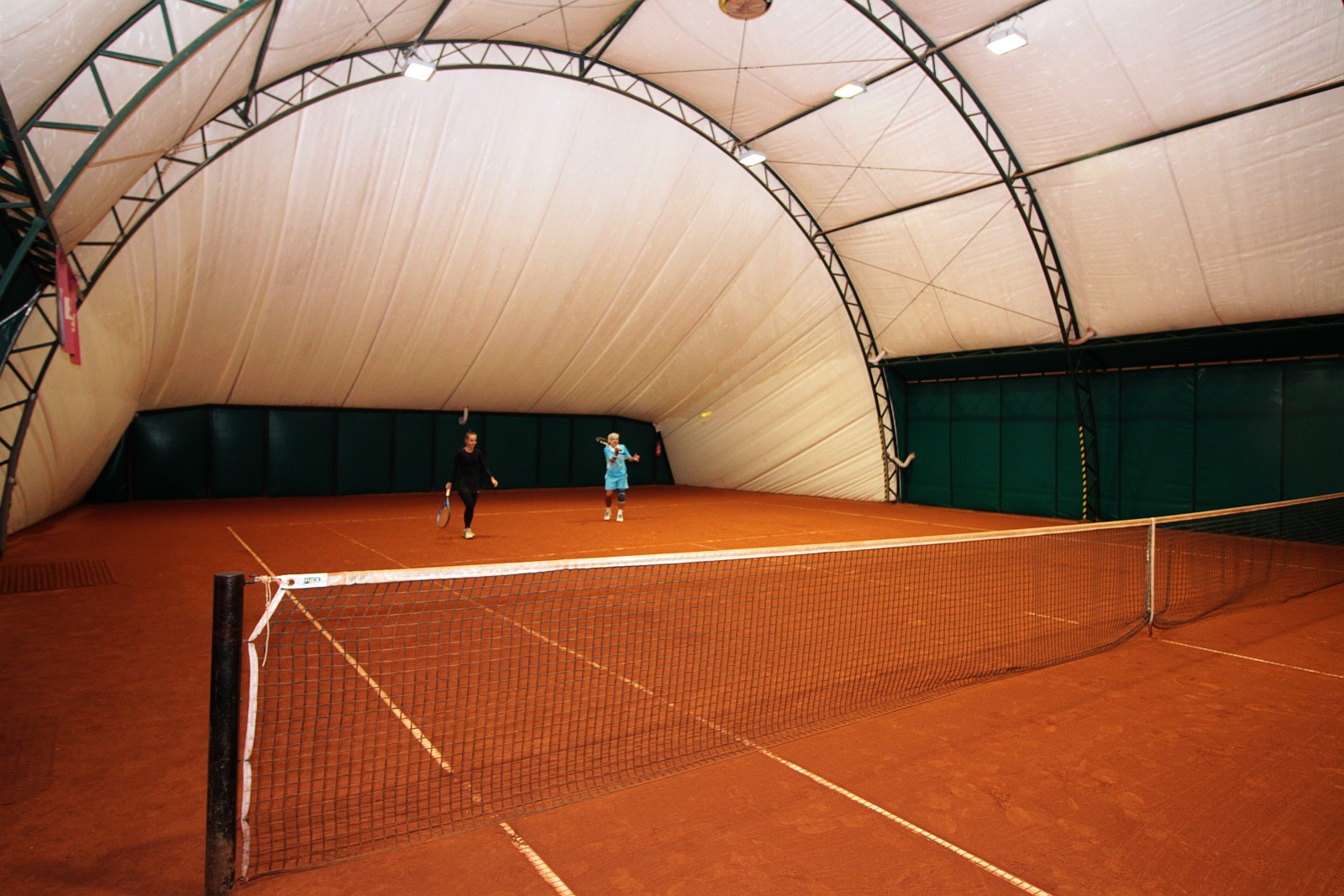 Tenisiści rywalizowali w „Edek Mixed Cup” na kortach Sinet Clubu
