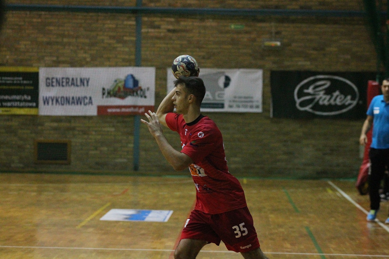 Siódemka Miedź wygrała i jest liderem tabeli I ligi