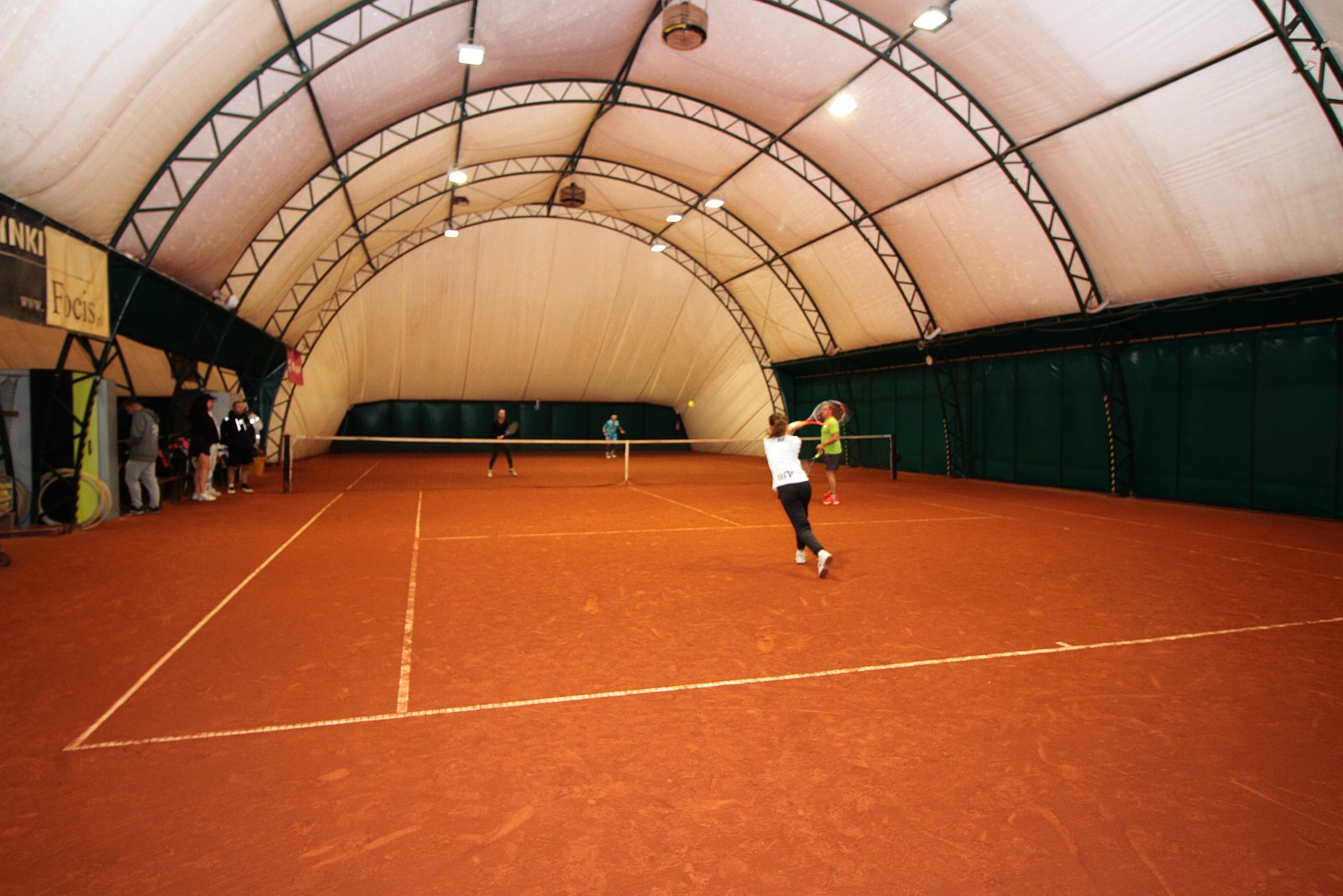 Tenisiści rywalizowali w „Edek Mixed Cup” na kortach Sinet Clubu