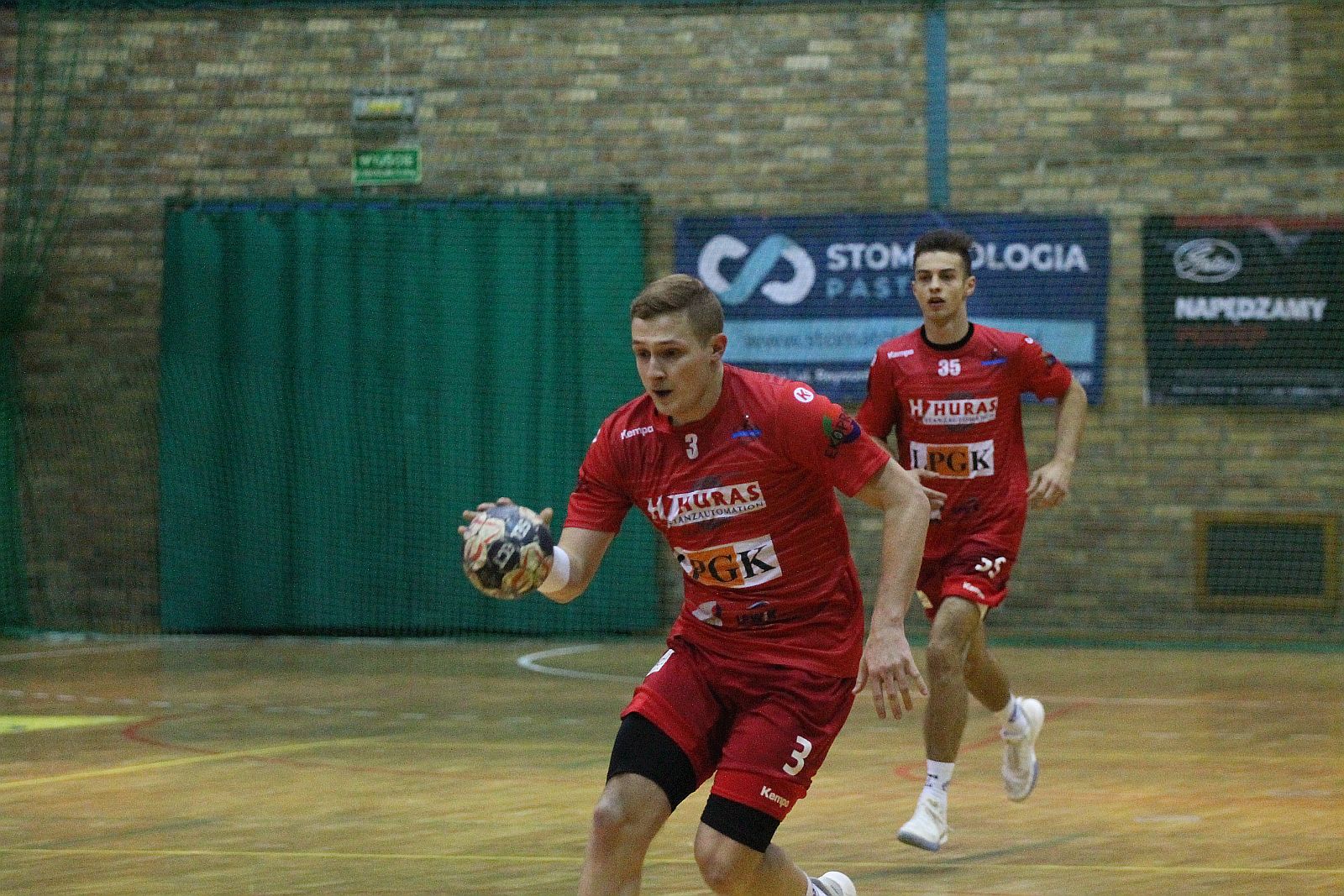 Siódemka Miedź wygrała i jest liderem tabeli I ligi