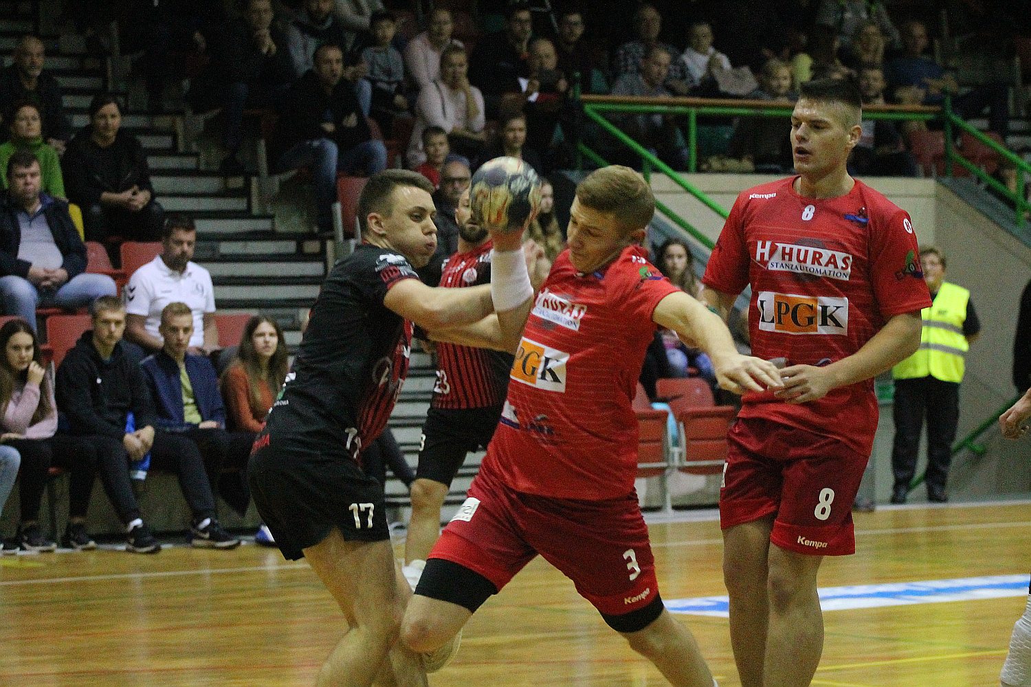 Siódemka Miedź wygrała i jest liderem tabeli I ligi