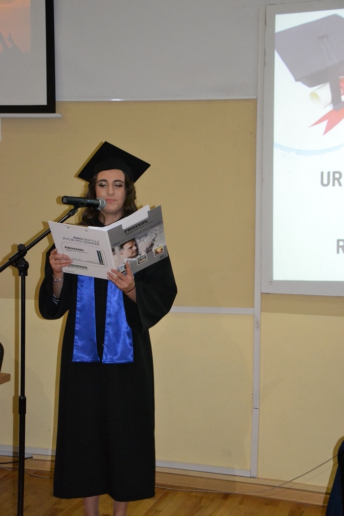 Absolwenci Wyższej Szkoły Medycznej odebrali swoje dyplomy