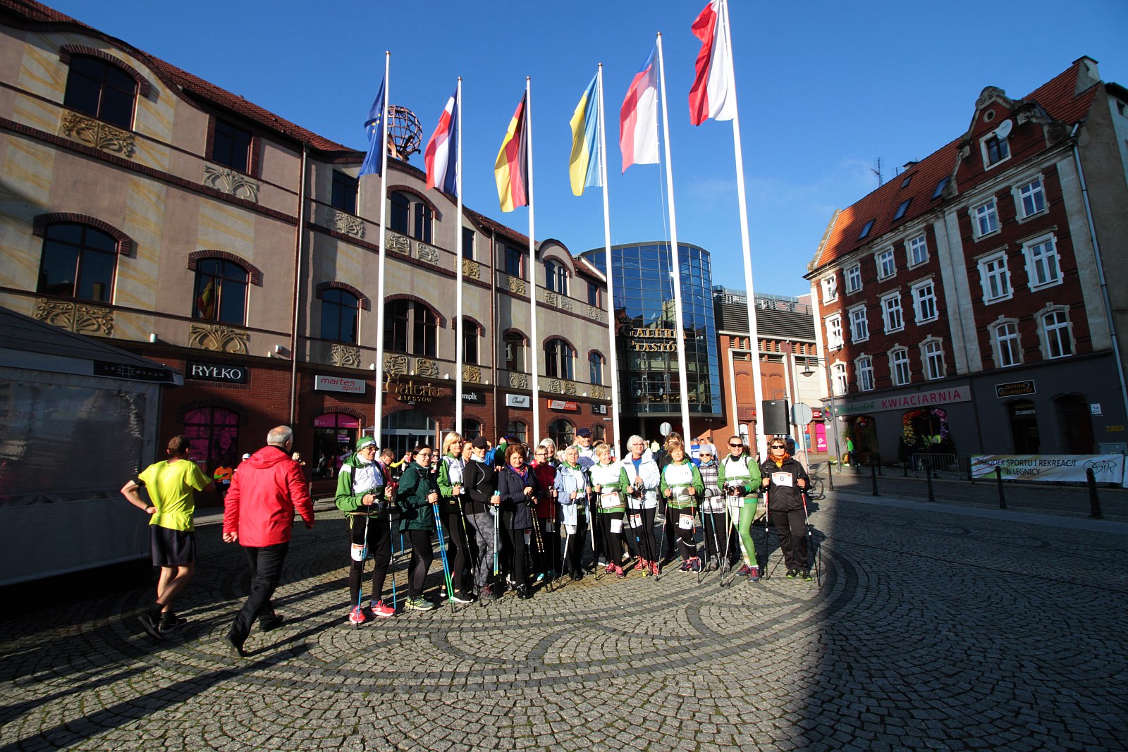 Start do VIII Legnica Półmaratonu oraz Legnickiej Dziesiątki