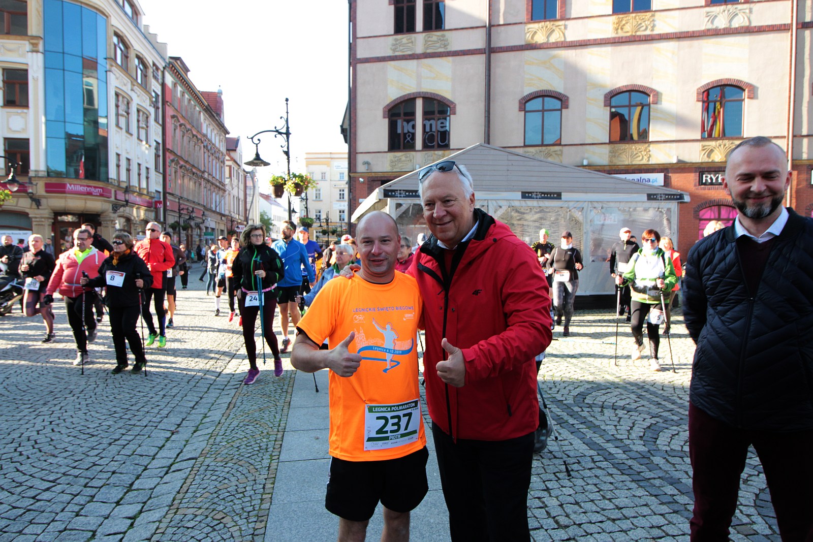Start do VIII Legnica Półmaratonu oraz Legnickiej Dziesiątki