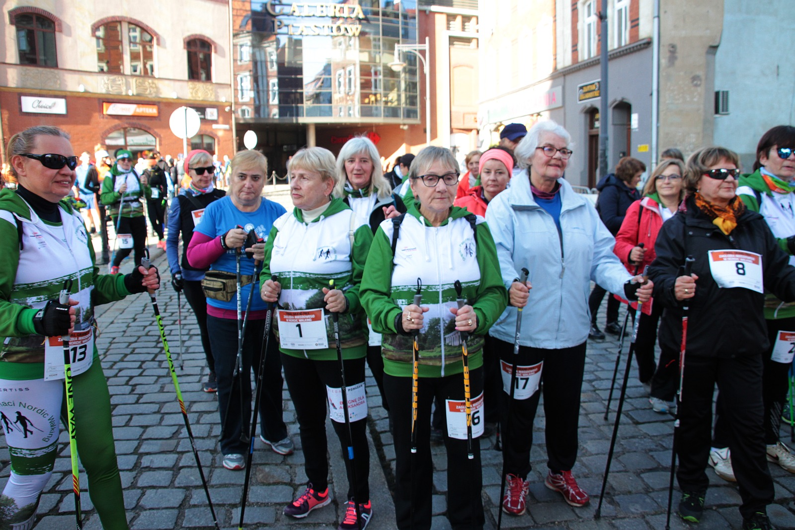 Start do VIII Legnica Półmaratonu oraz Legnickiej Dziesiątki