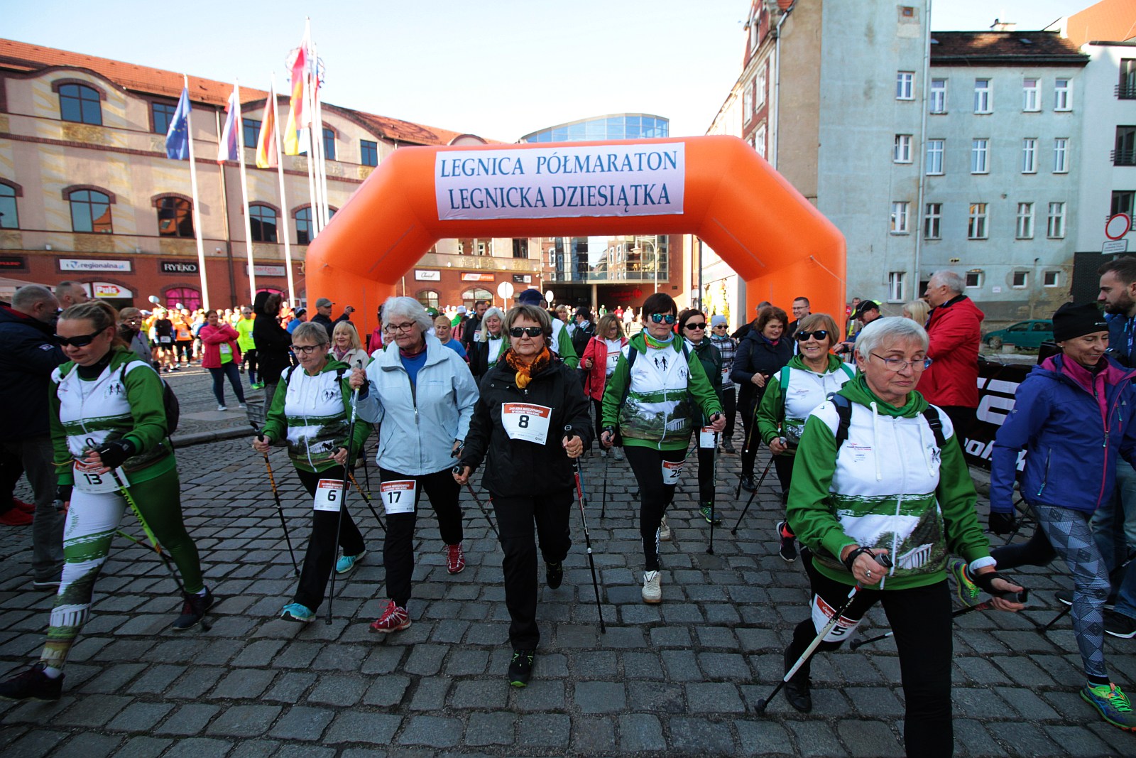 Start do VIII Legnica Półmaratonu oraz Legnickiej Dziesiątki