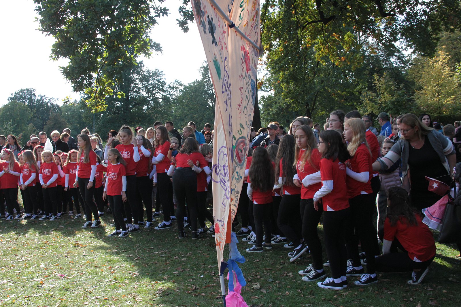 Dmuchawce, latawce, wiatr … i legniczanie w parku