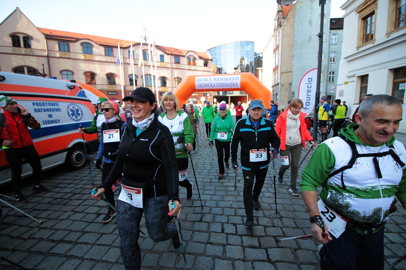Start do VIII Legnica Półmaratonu oraz Legnickiej Dziesiątki