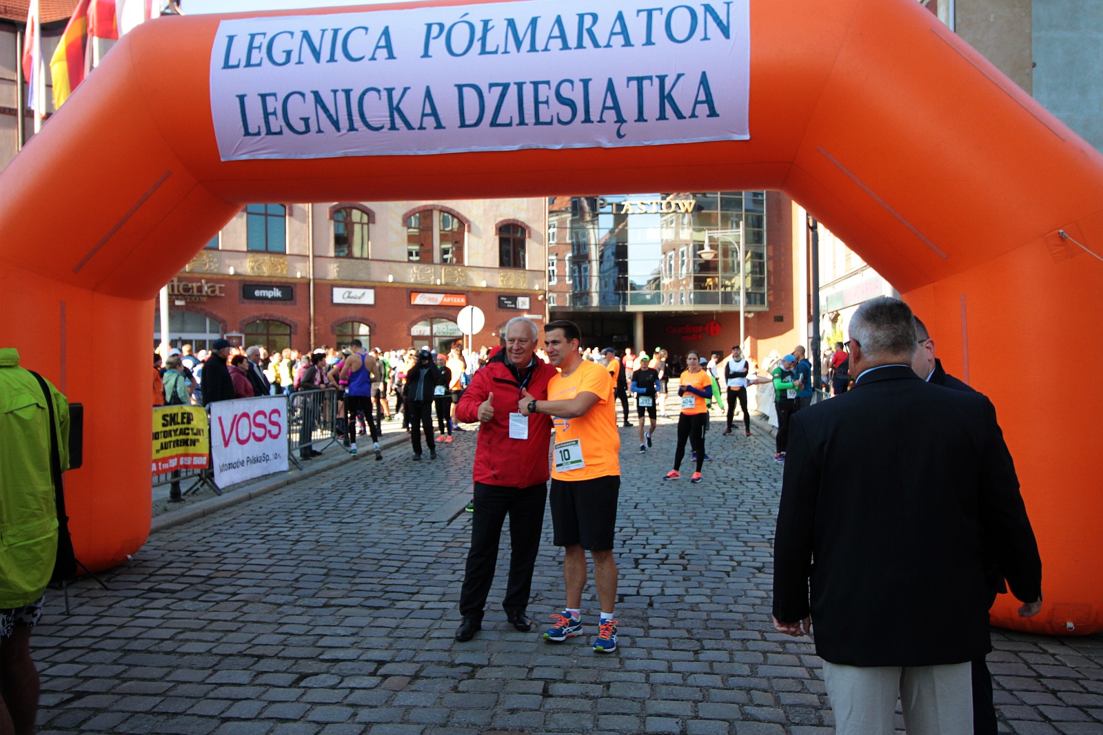Start do VIII Legnica Półmaratonu oraz Legnickiej Dziesiątki