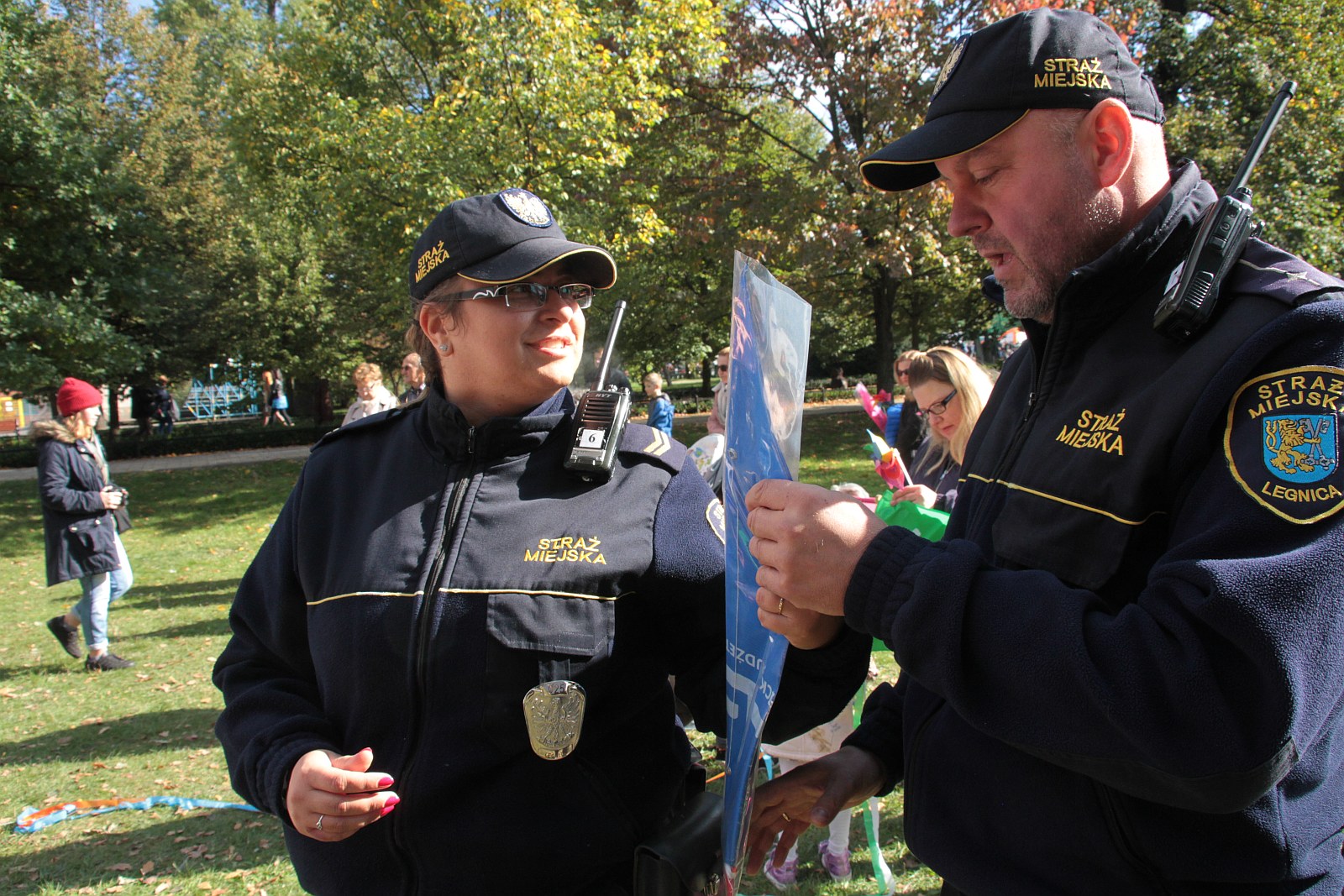 Dmuchawce, latawce, wiatr … i legniczanie w parku