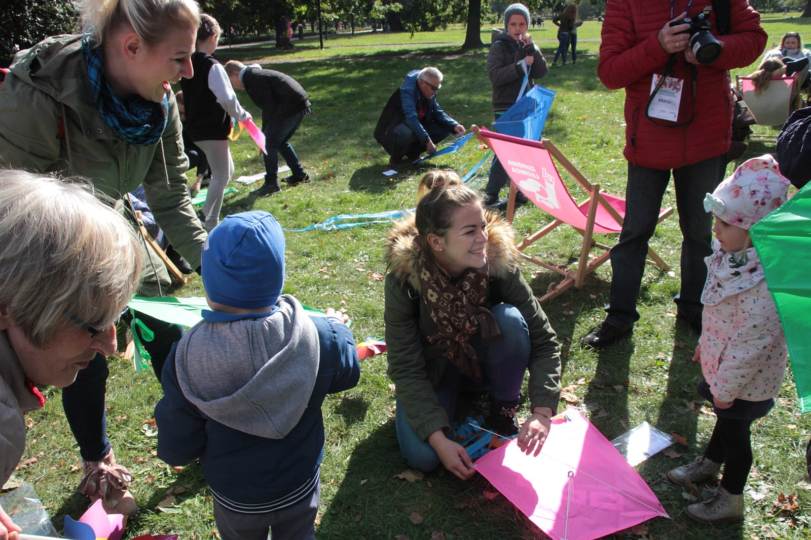 Dmuchawce, latawce, wiatr … i legniczanie w parku