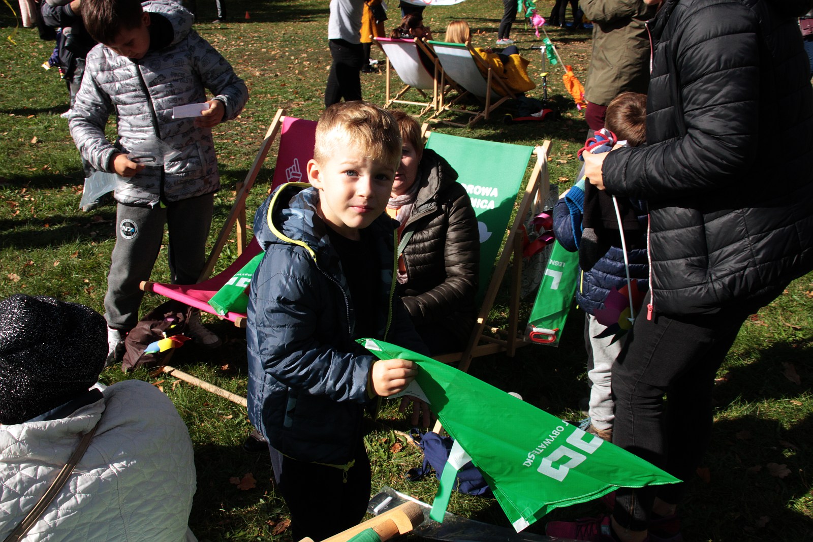 Dmuchawce, latawce, wiatr … i legniczanie w parku