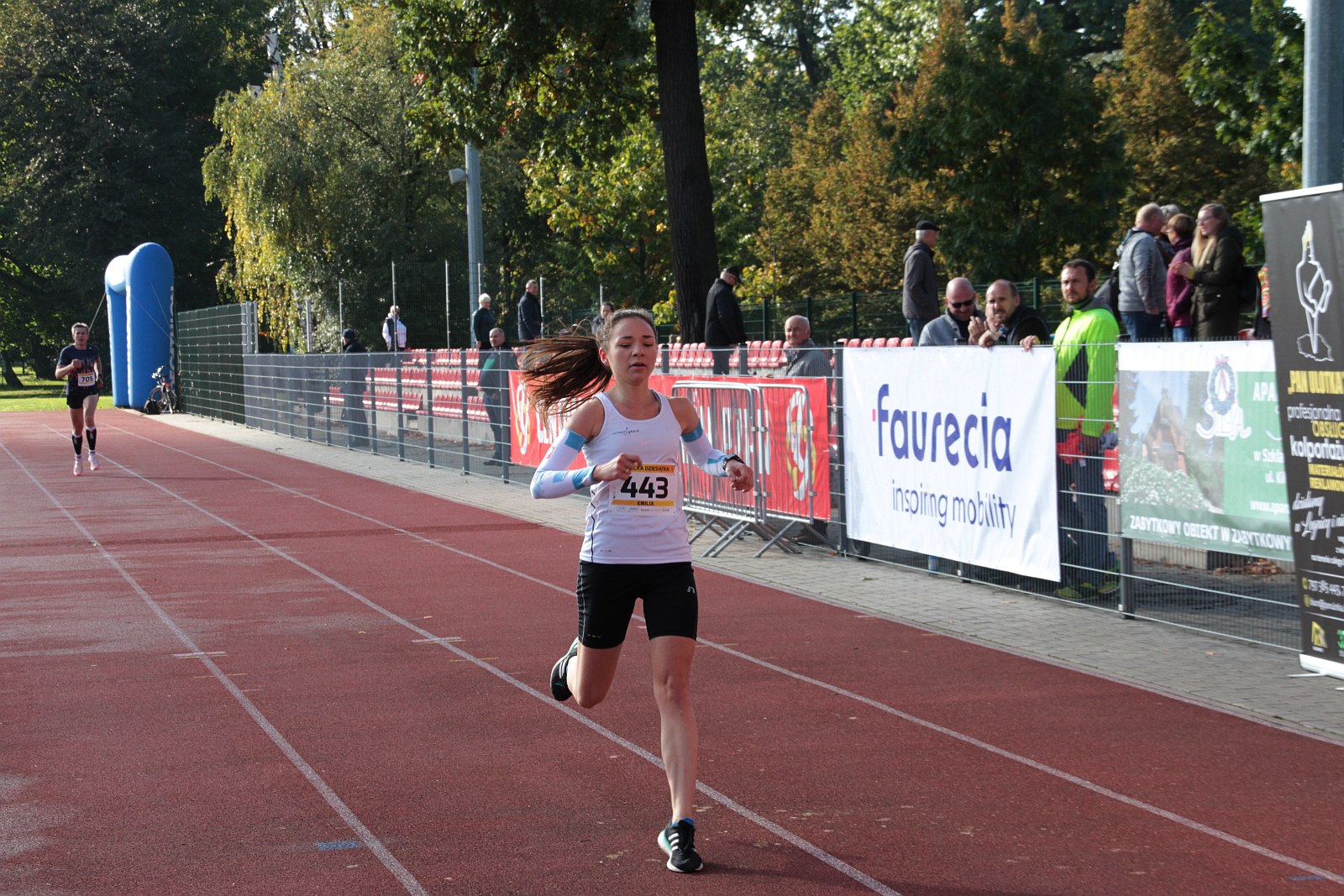 Meta  VIII Legnica Półmaratonu oraz Legnickiej Dziesiątki	