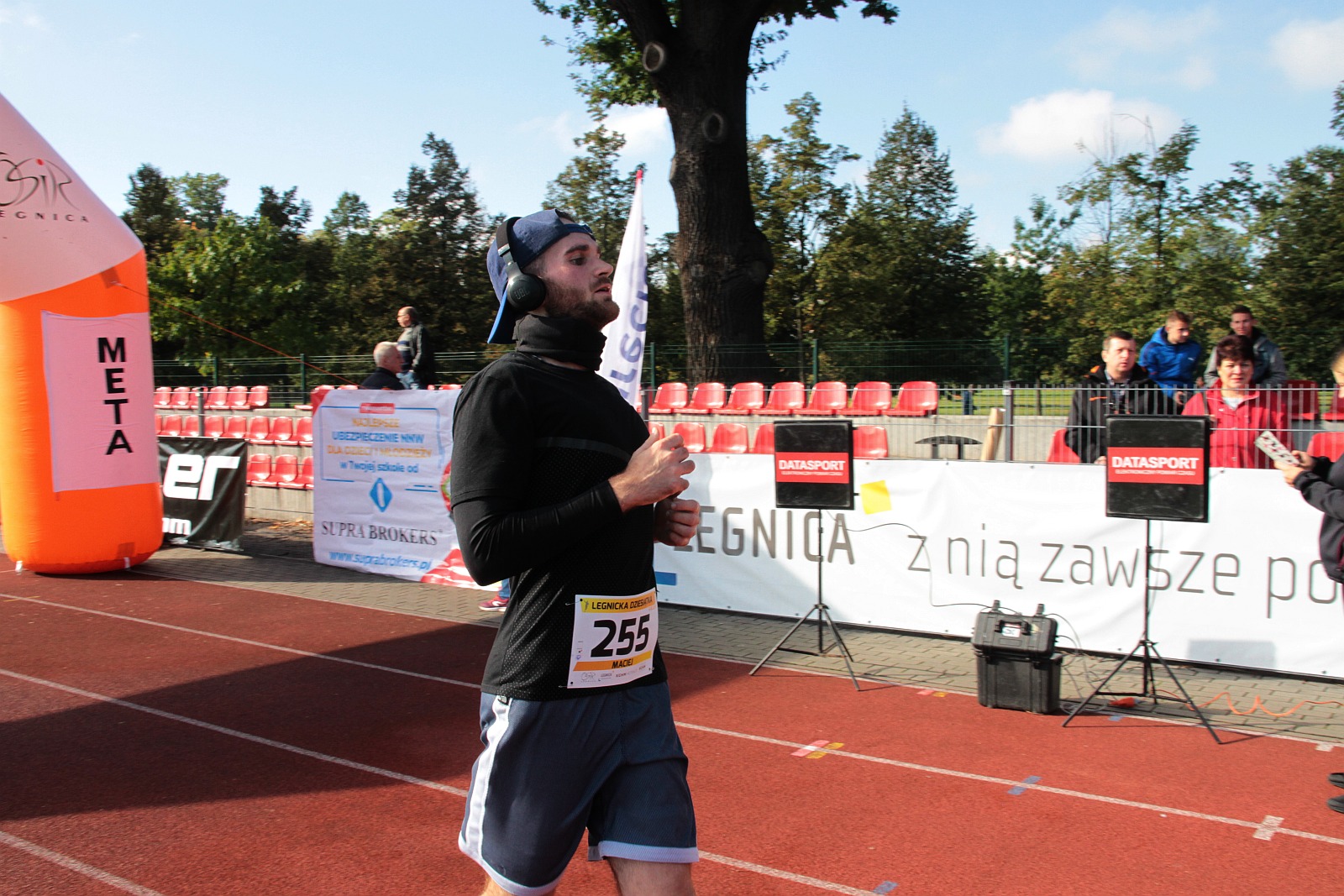 Meta  VIII Legnica Półmaratonu oraz Legnickiej Dziesiątki	
