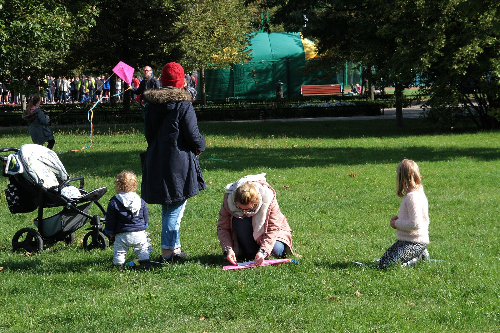 Dmuchawce, latawce, wiatr … i legniczanie w parku