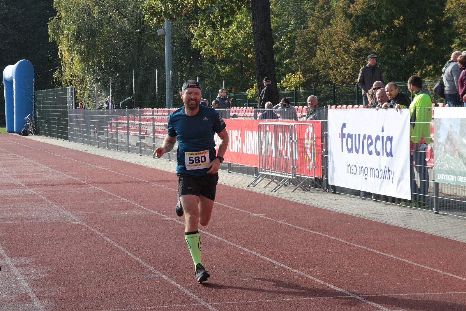 Meta  VIII Legnica Półmaratonu oraz Legnickiej Dziesiątki	