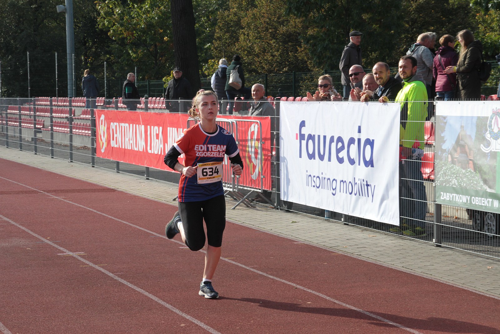 Meta  VIII Legnica Półmaratonu oraz Legnickiej Dziesiątki	
