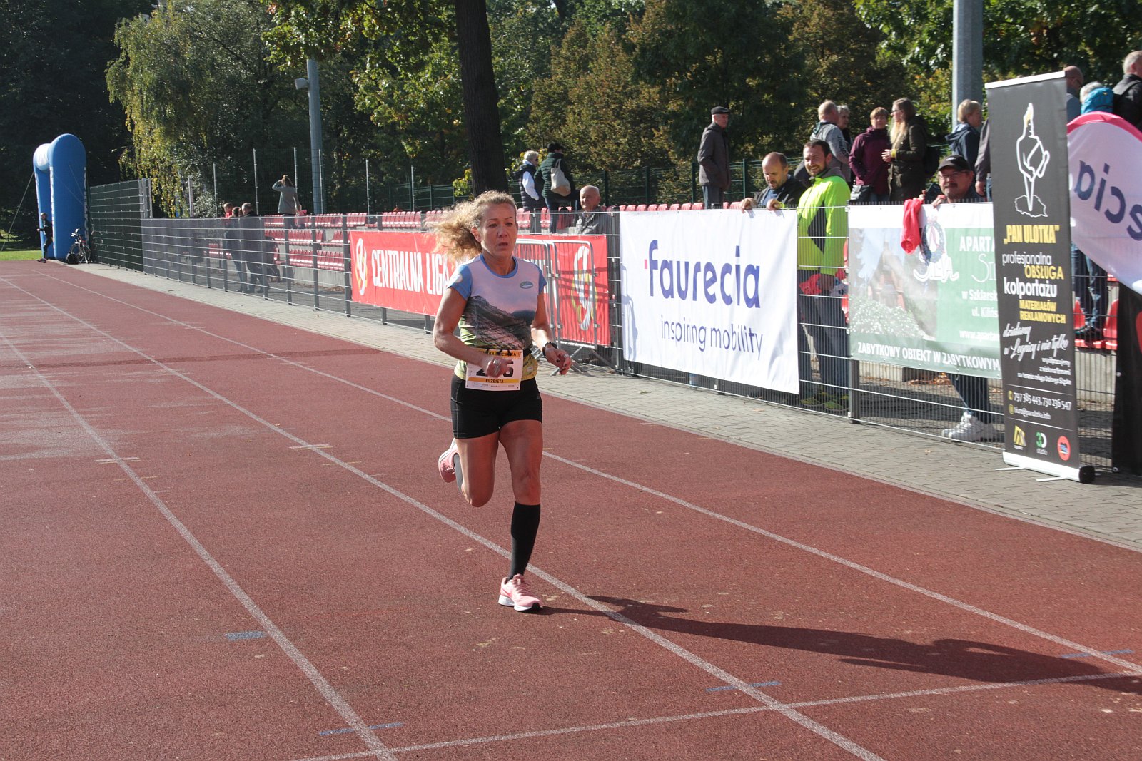 Meta  VIII Legnica Półmaratonu oraz Legnickiej Dziesiątki	