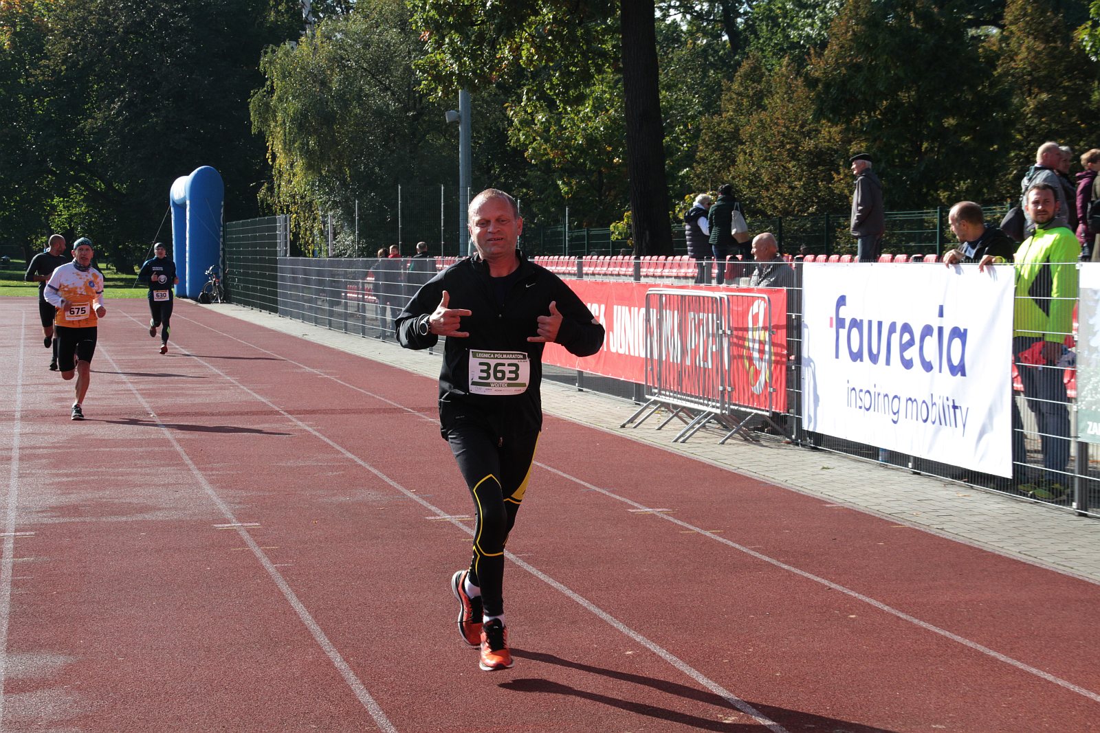 Meta  VIII Legnica Półmaratonu oraz Legnickiej Dziesiątki	