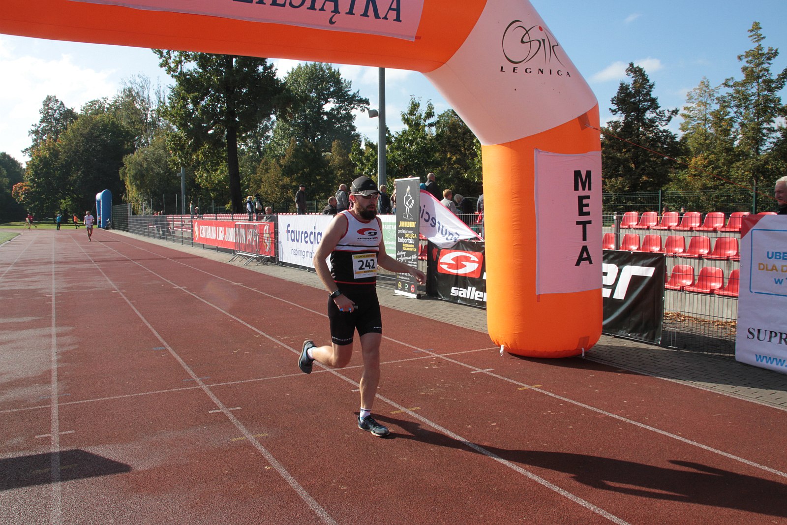 Meta  VIII Legnica Półmaratonu oraz Legnickiej Dziesiątki	