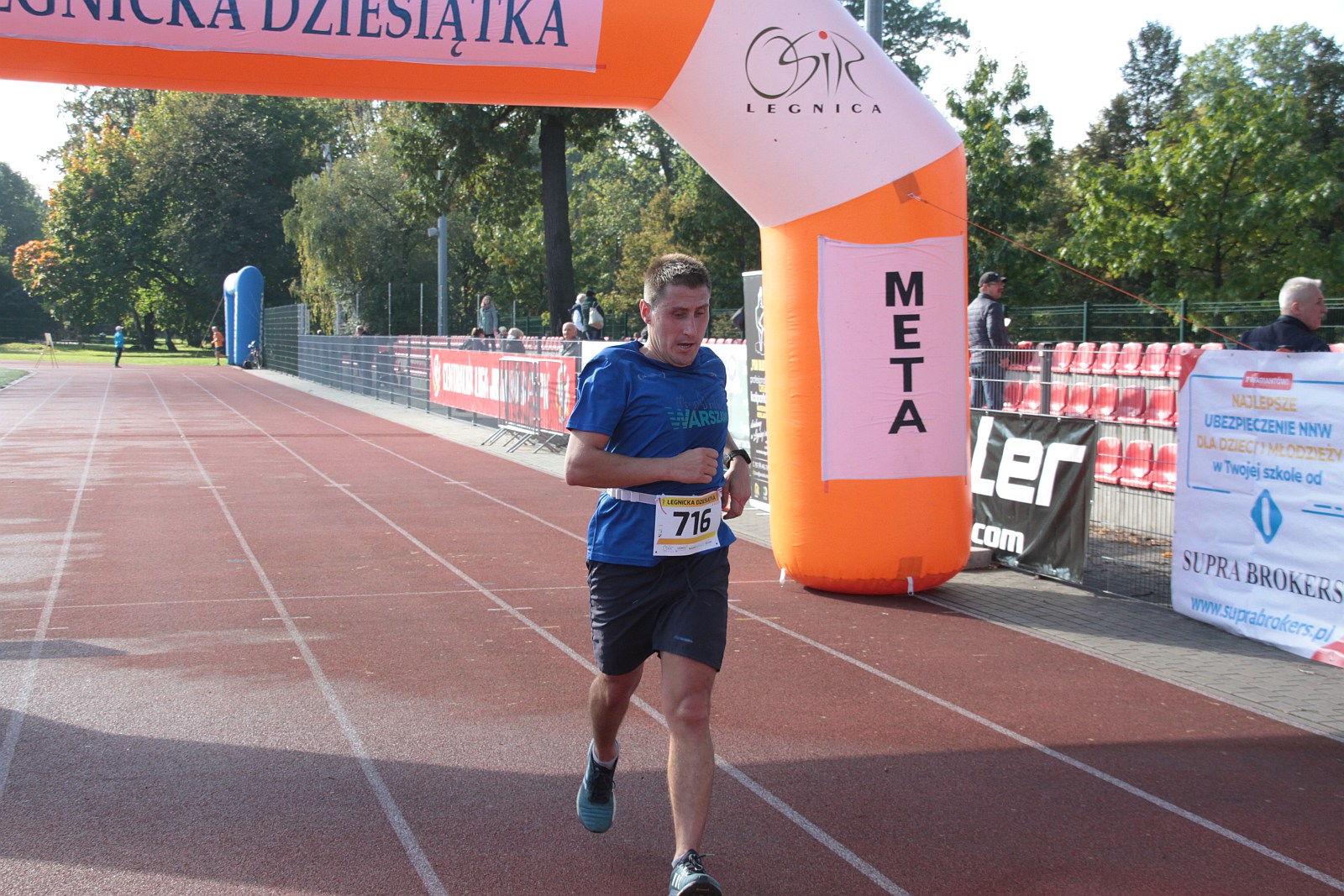 Meta  VIII Legnica Półmaratonu oraz Legnickiej Dziesiątki	