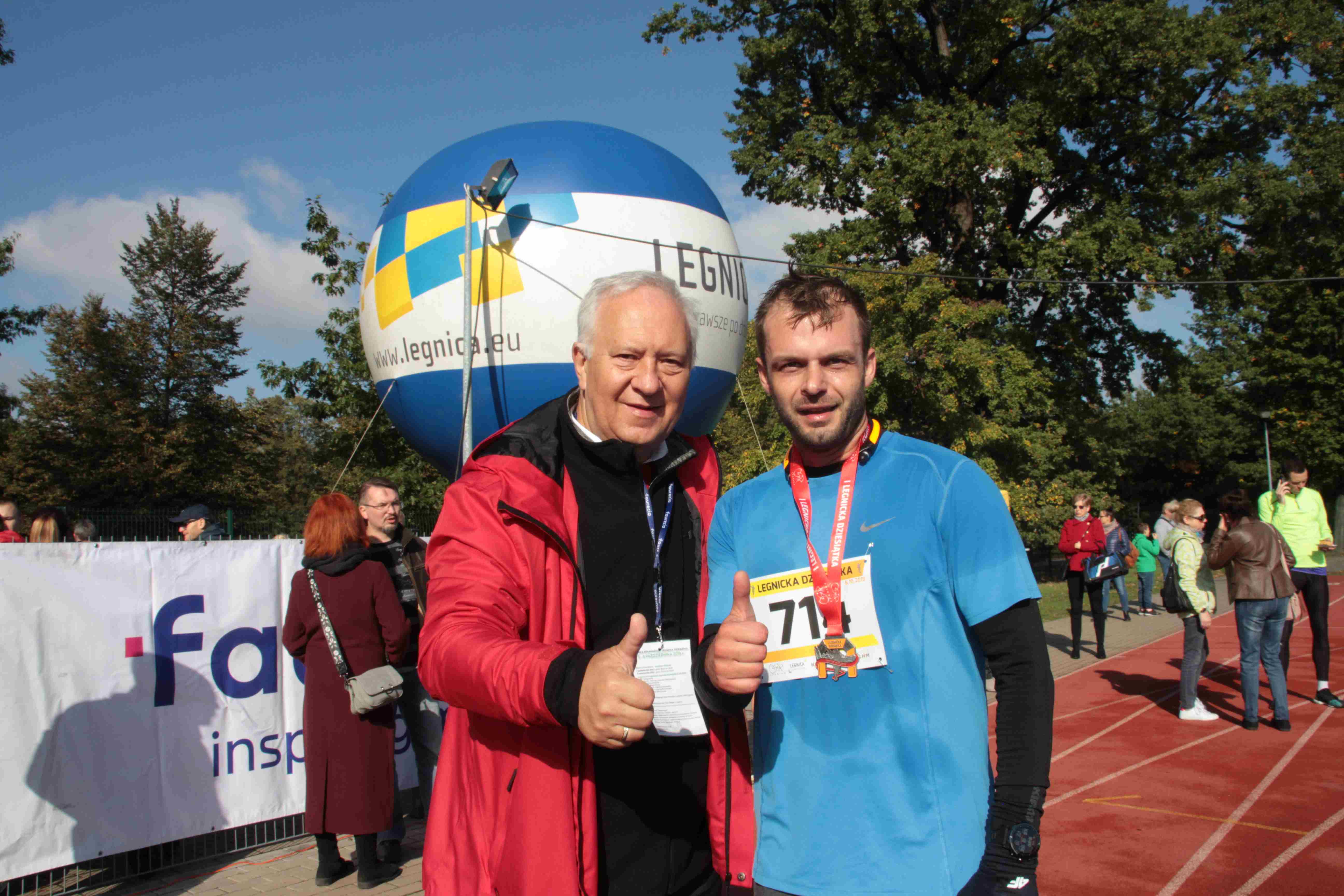 Meta  VIII Legnica Półmaratonu oraz Legnickiej Dziesiątki	