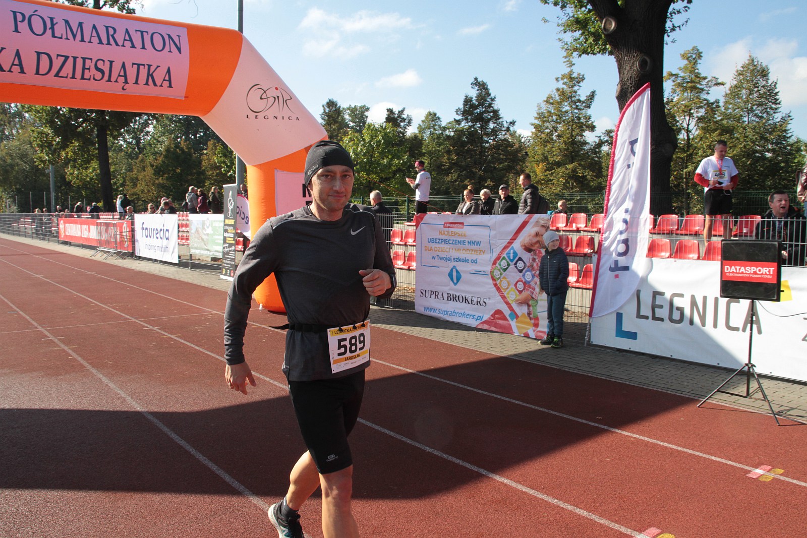 Meta  VIII Legnica Półmaratonu oraz Legnickiej Dziesiątki	