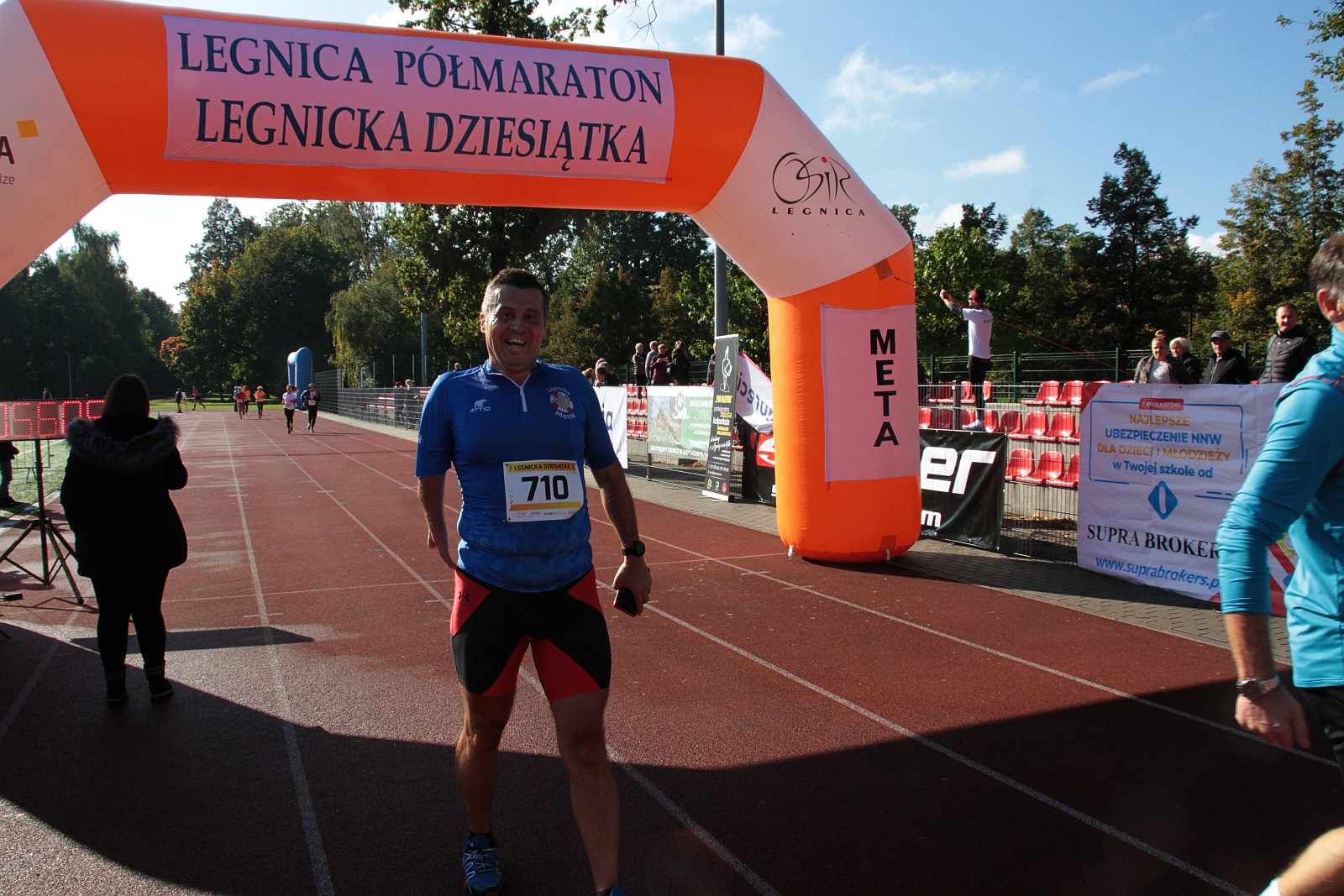Meta  VIII Legnica Półmaratonu oraz Legnickiej Dziesiątki	
