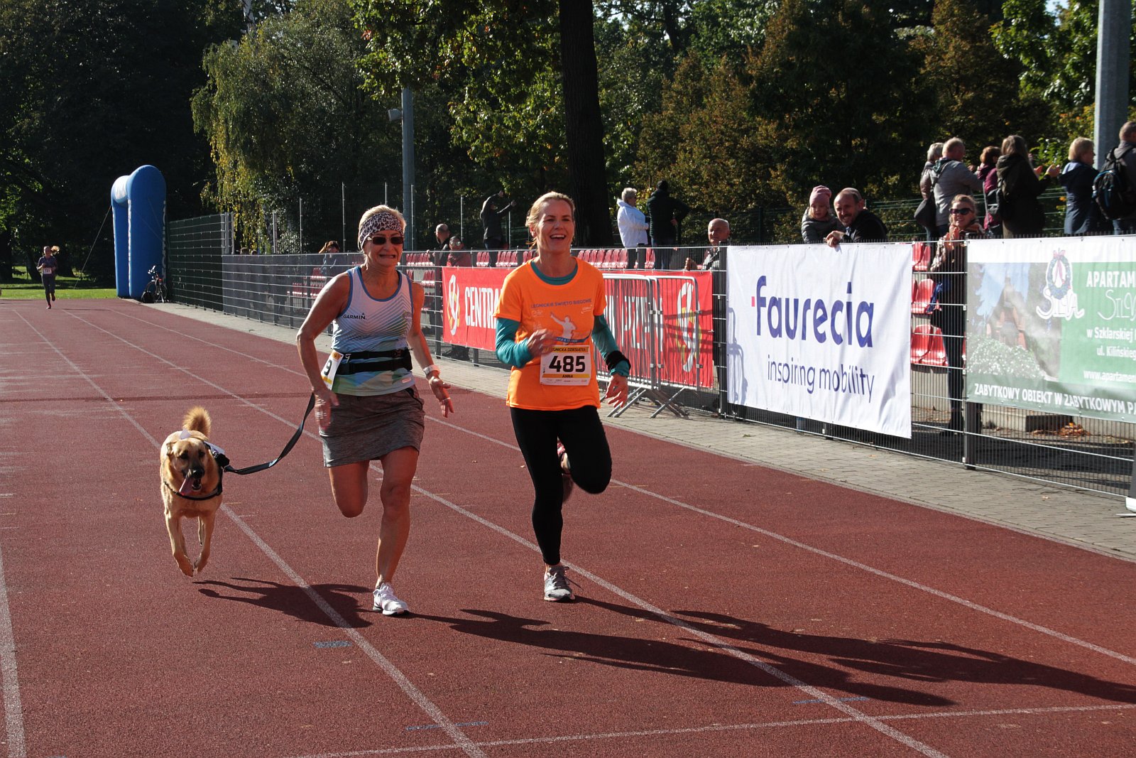 Meta  VIII Legnica Półmaratonu oraz Legnickiej Dziesiątki	