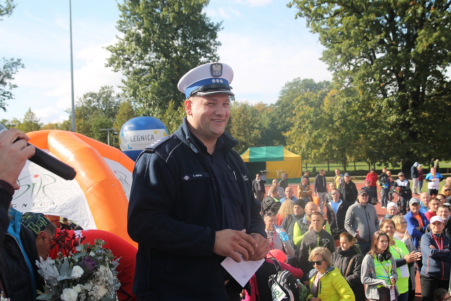 Dekoracja najlepszych zawodników w Legnickim Święcie Biegania