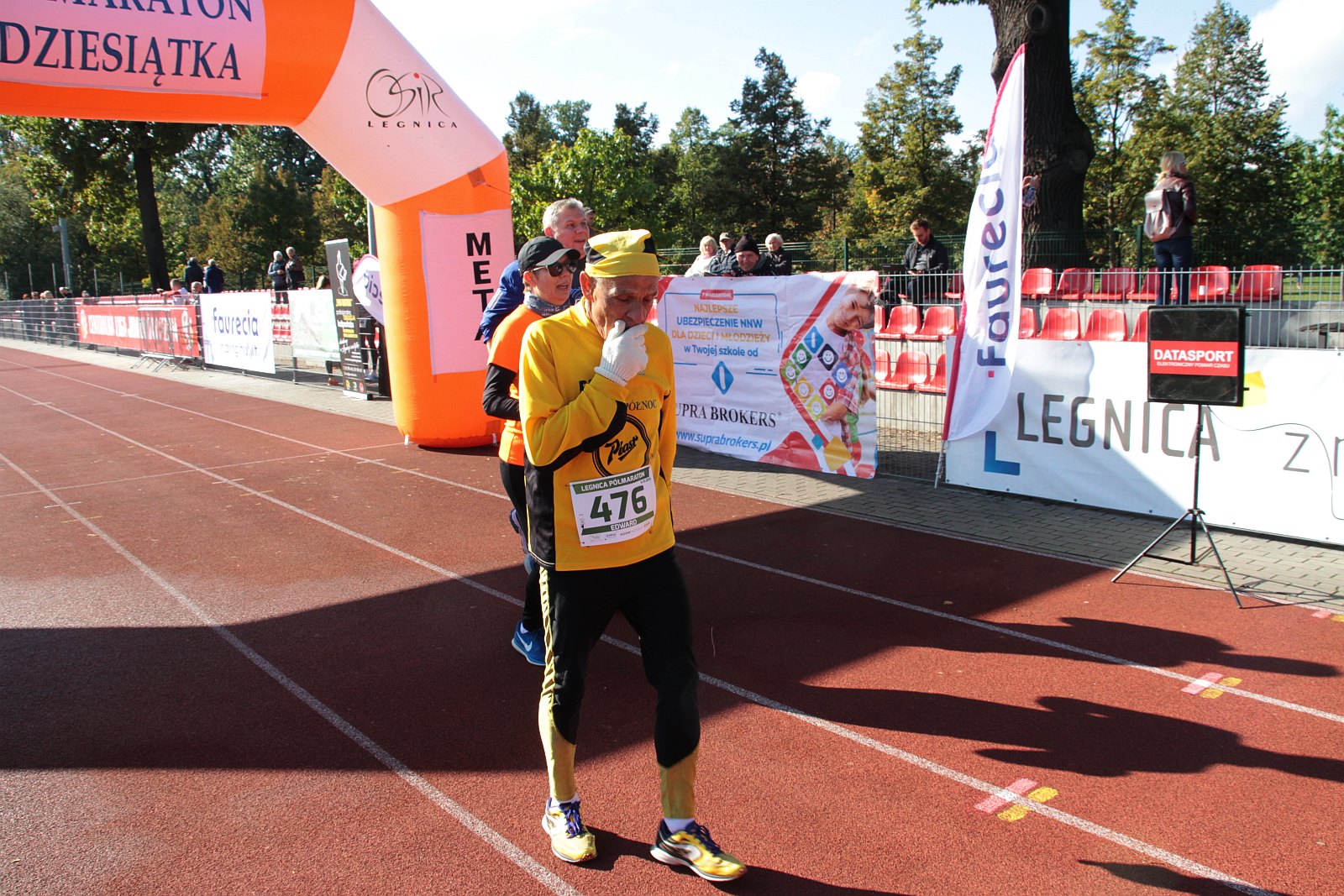 Meta  VIII Legnica Półmaratonu oraz Legnickiej Dziesiątki	