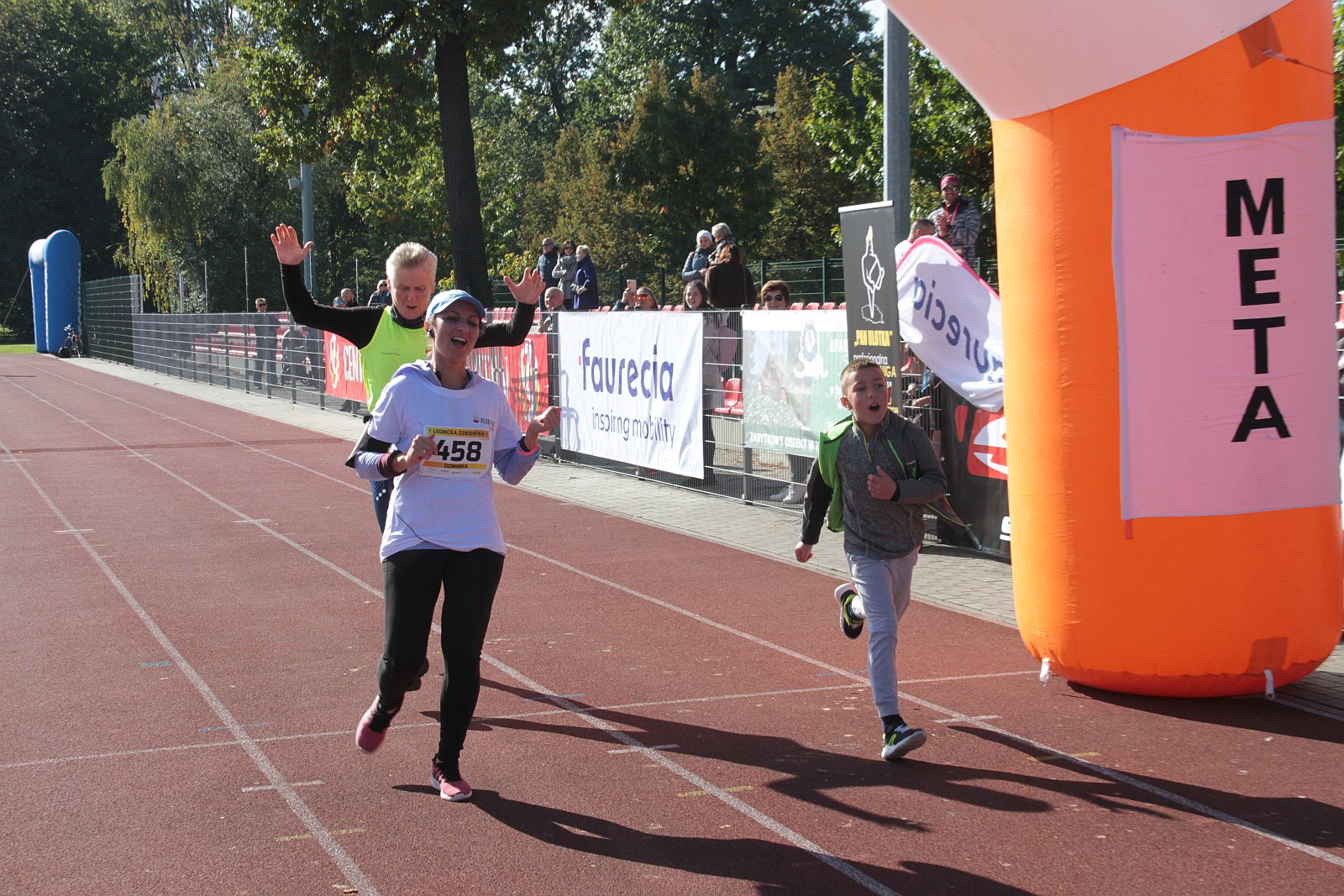 Meta  VIII Legnica Półmaratonu oraz Legnickiej Dziesiątki	