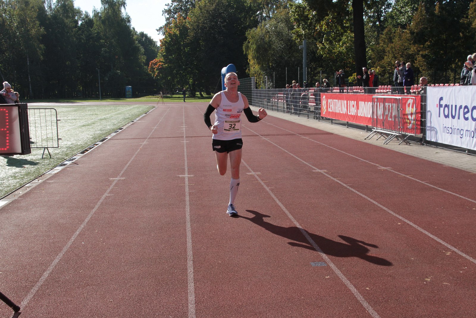 Meta  VIII Legnica Półmaratonu oraz Legnickiej Dziesiątki	
