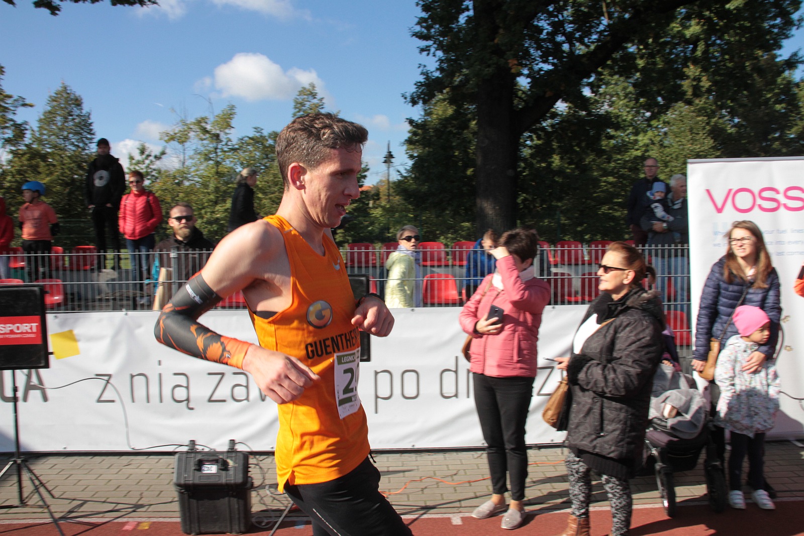 Meta  VIII Legnica Półmaratonu oraz Legnickiej Dziesiątki	