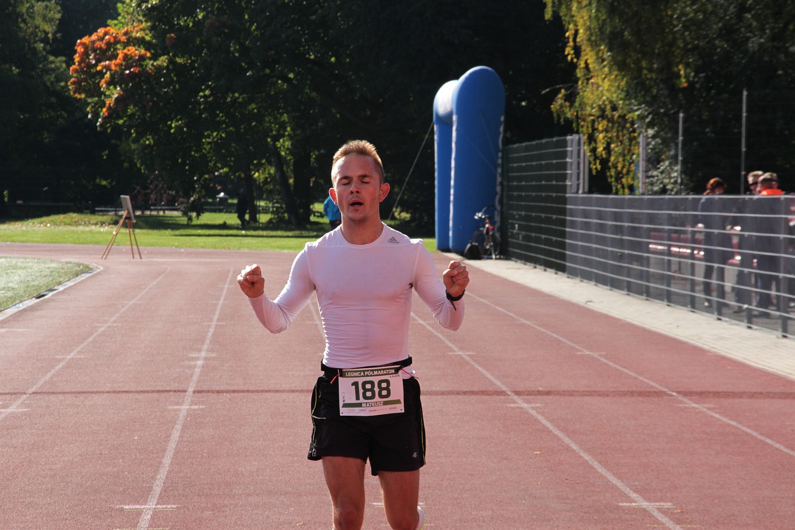 Meta  VIII Legnica Półmaratonu oraz Legnickiej Dziesiątki	