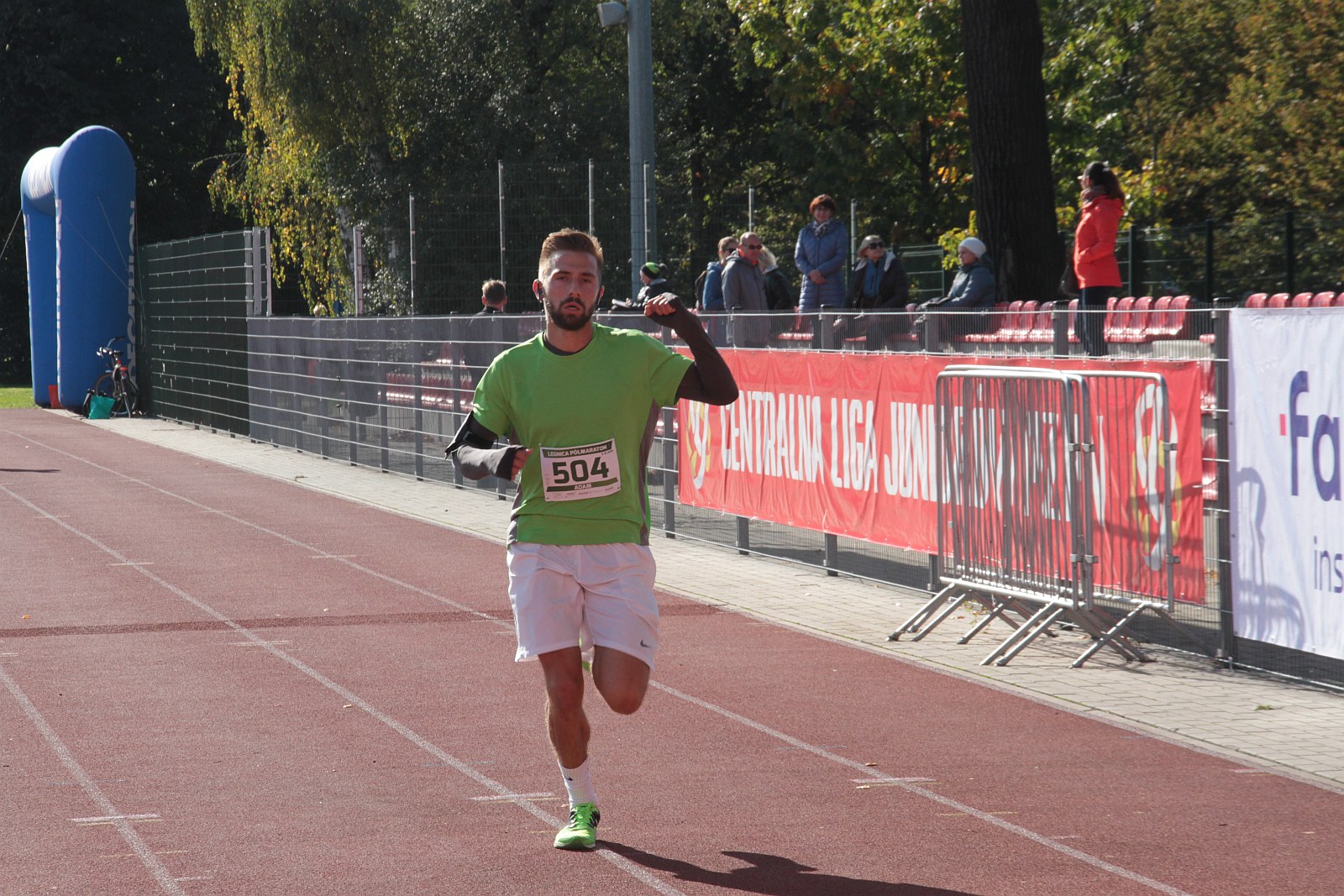 Meta  VIII Legnica Półmaratonu oraz Legnickiej Dziesiątki	