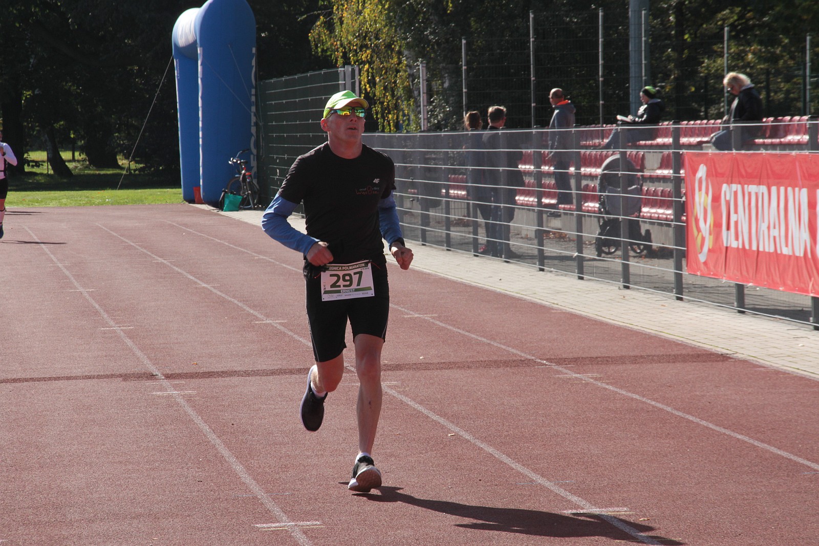 Meta  VIII Legnica Półmaratonu oraz Legnickiej Dziesiątki	