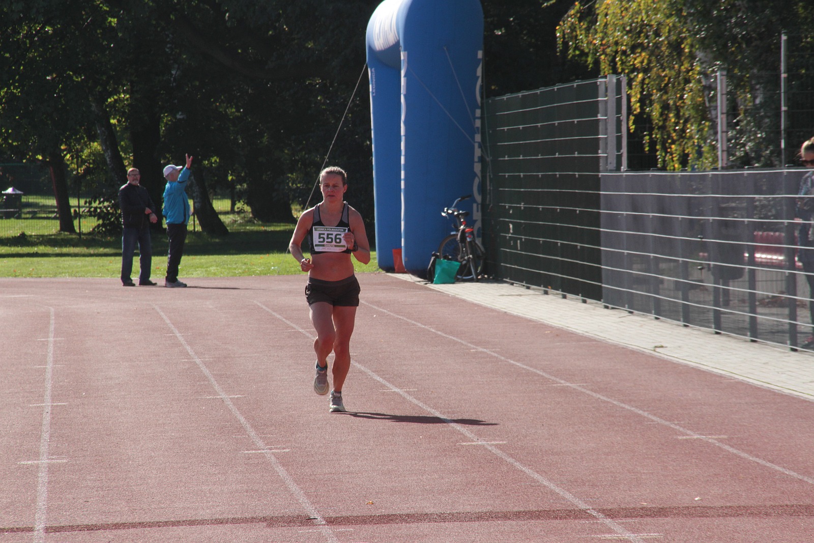 Meta  VIII Legnica Półmaratonu oraz Legnickiej Dziesiątki	