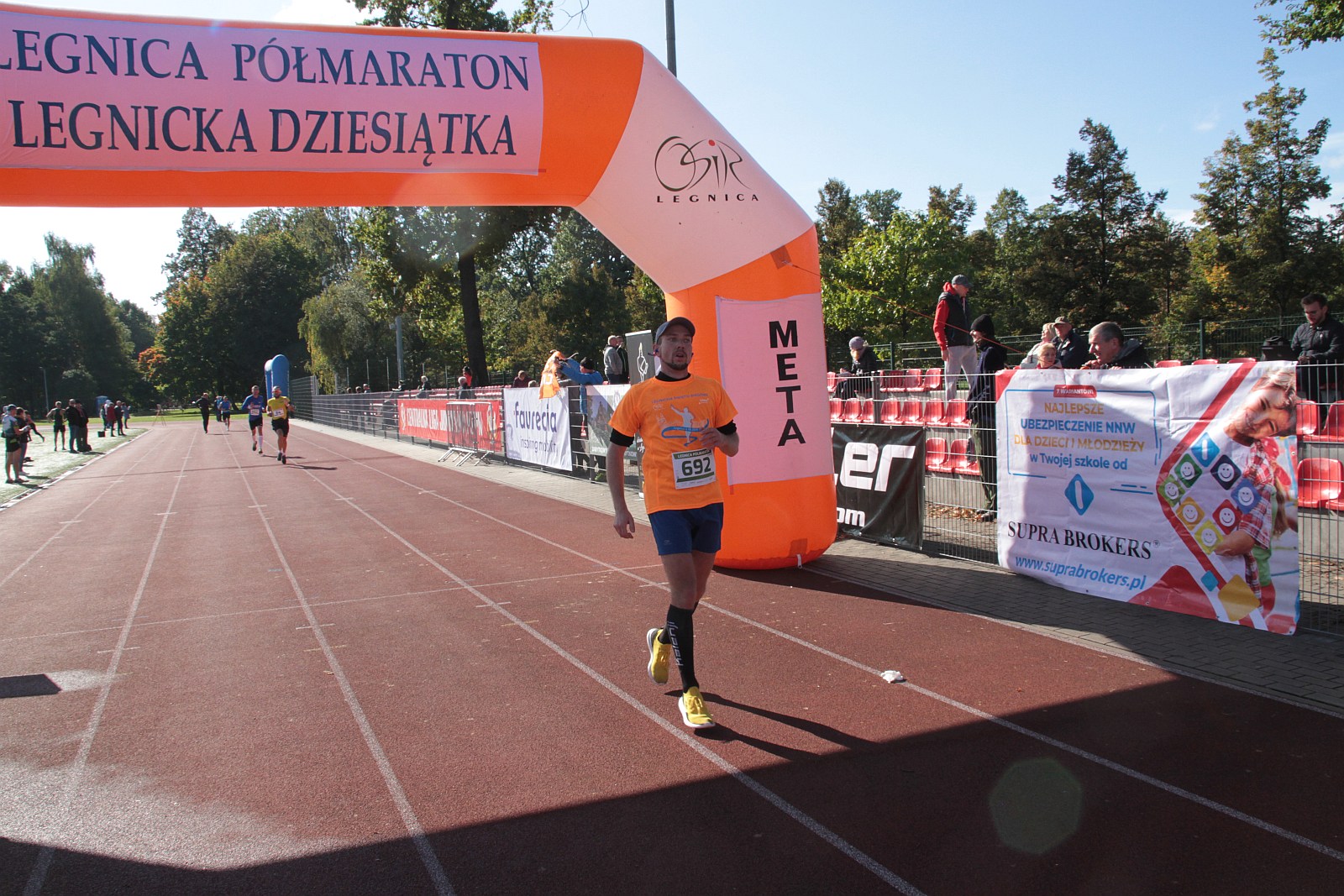 Meta  VIII Legnica Półmaratonu oraz Legnickiej Dziesiątki	