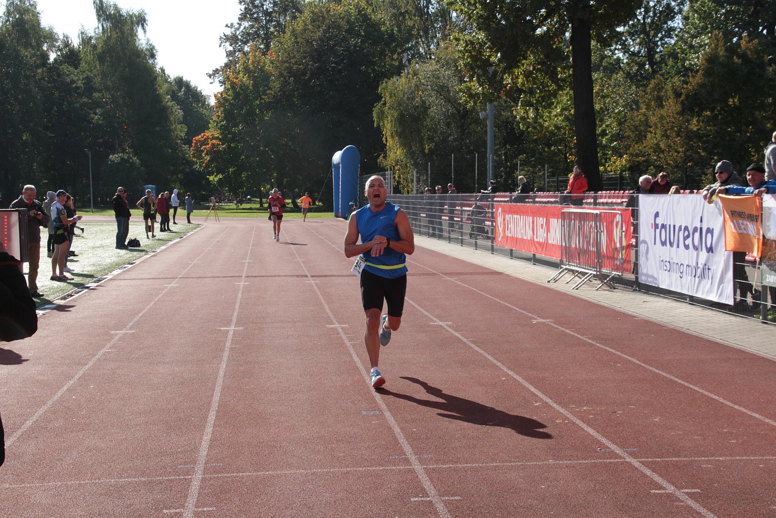 Meta  VIII Legnica Półmaratonu oraz Legnickiej Dziesiątki	