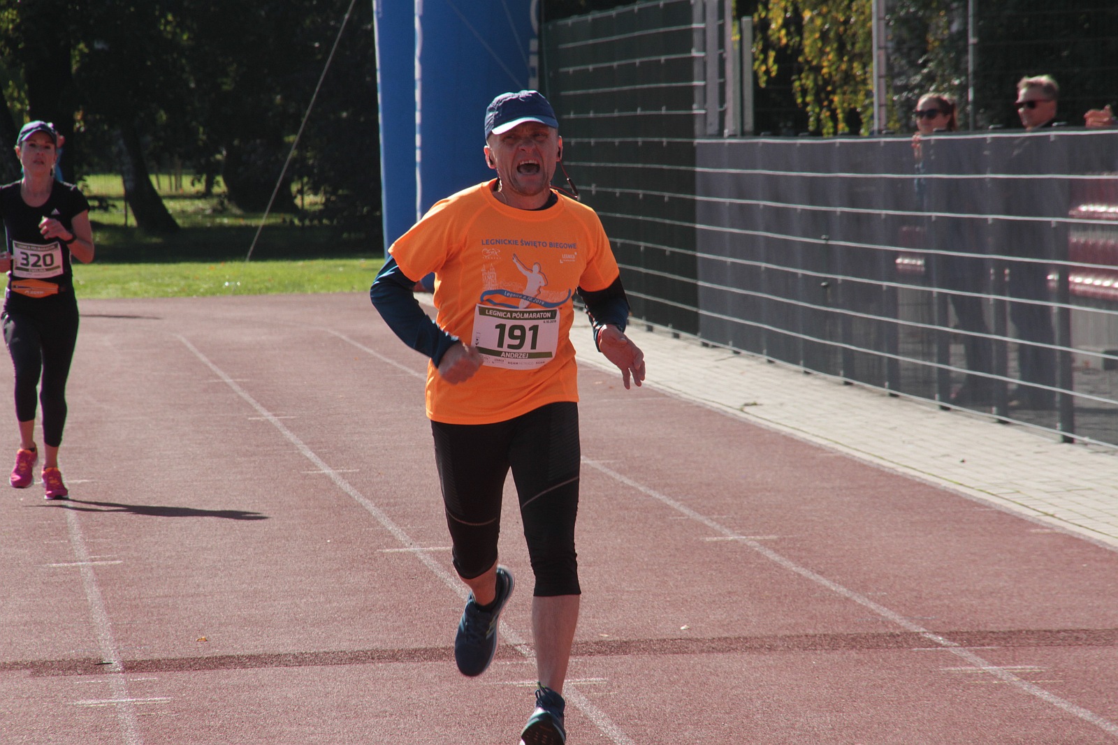Meta  VIII Legnica Półmaratonu oraz Legnickiej Dziesiątki	