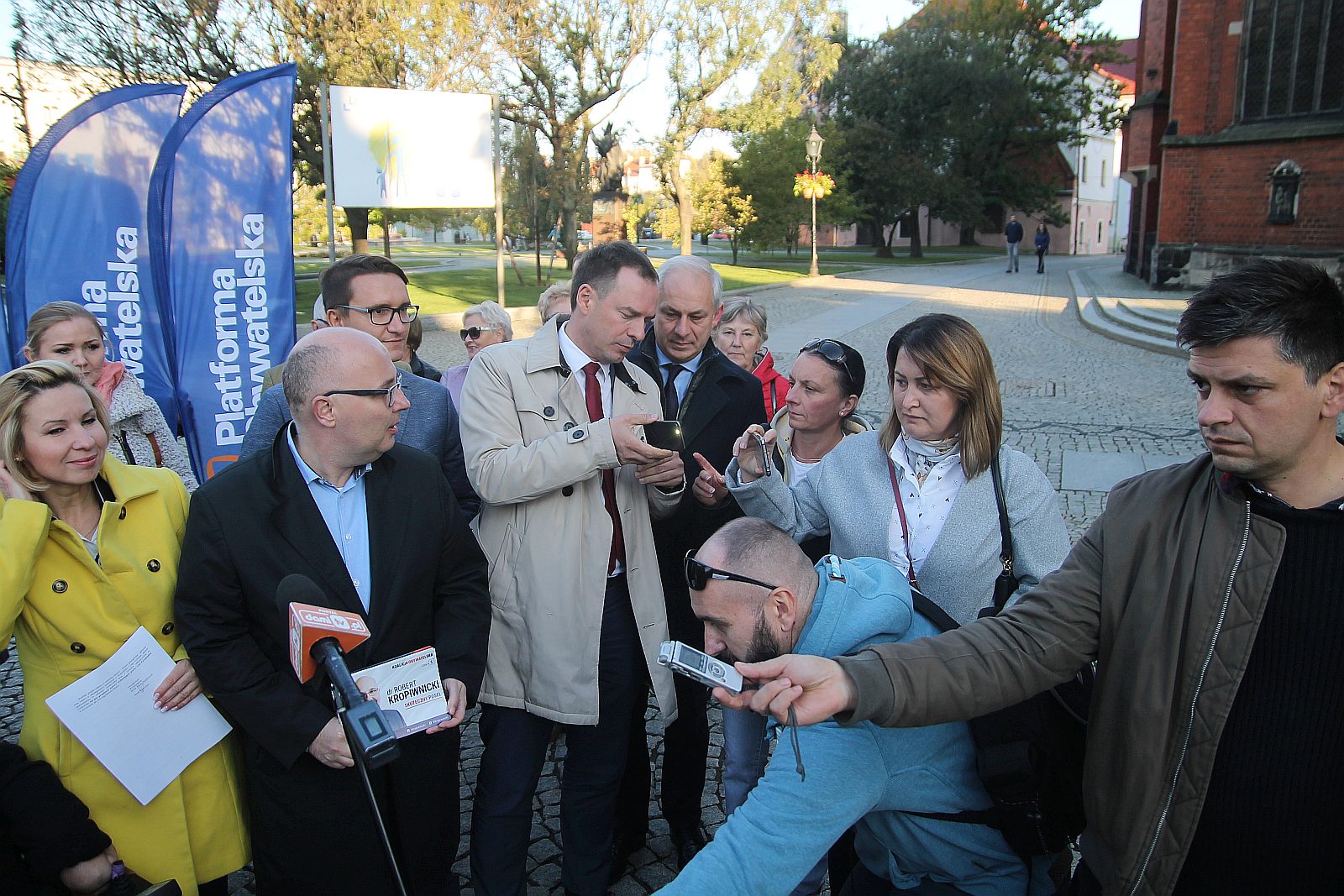 Grzegorz Schetyna i Grzegorz Napieralski w Legnicy