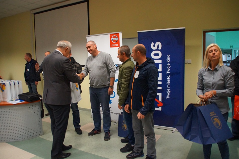 Kierowcy z pogotowia ratunkowego najlepiej jeżdżą samochodami
