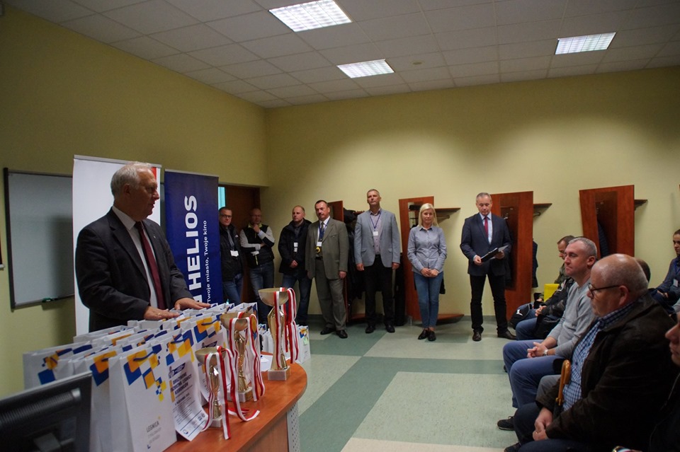 Kierowcy z pogotowia ratunkowego najlepiej jeżdżą samochodami