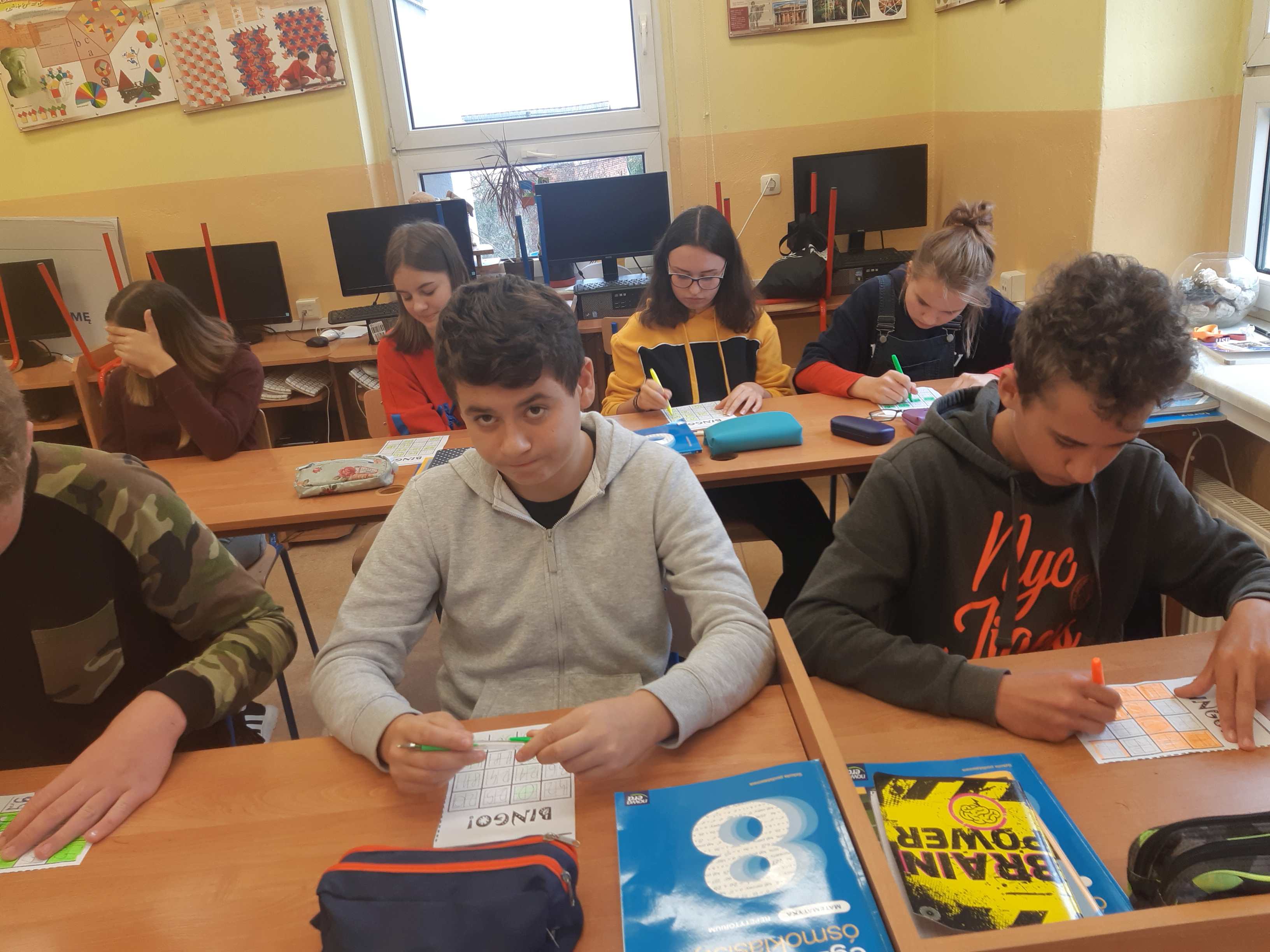 Matematyczne zabawy i potyczki uczniów z SP w Kunicach