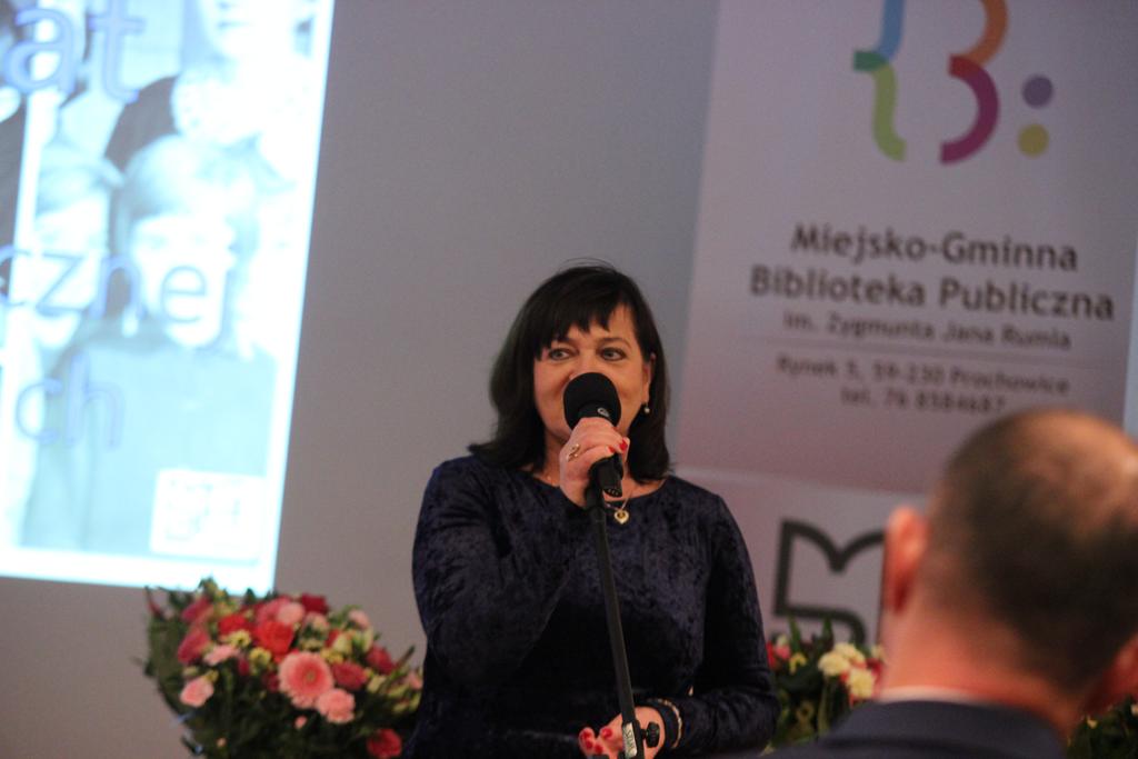 Prochowicka biblioteka świętuje okrągły jubileusz
