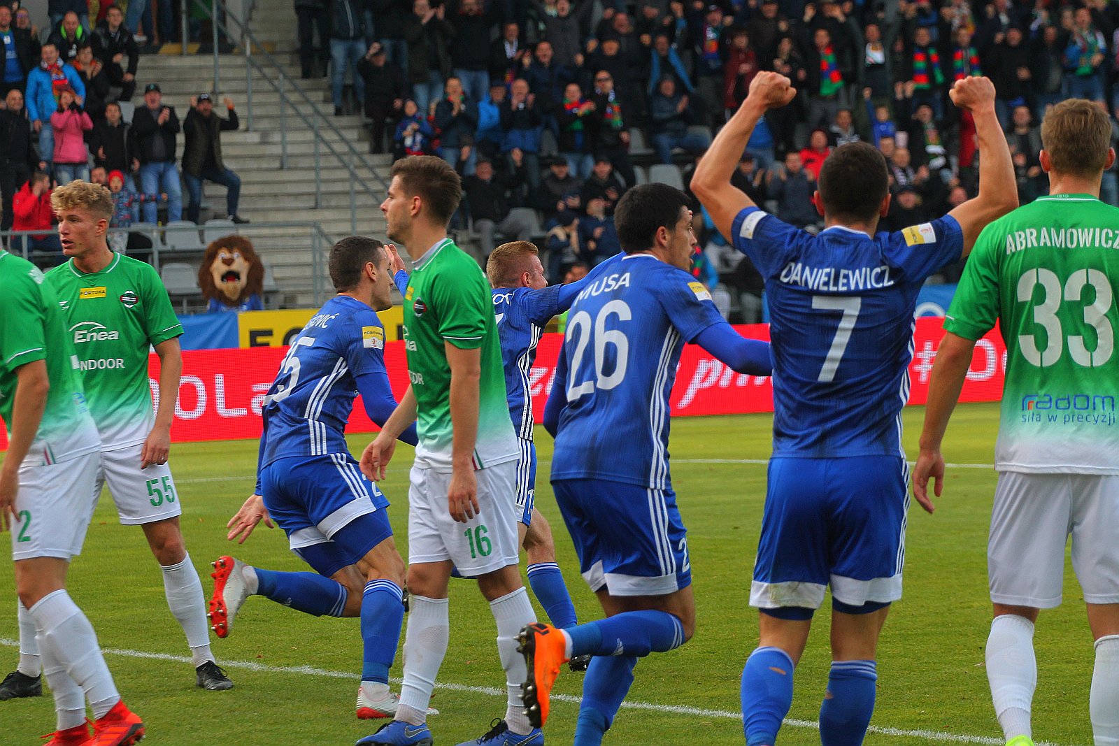 Miedź Legnica po świetnym meczu pokonała Radomiaka Radom 3:1